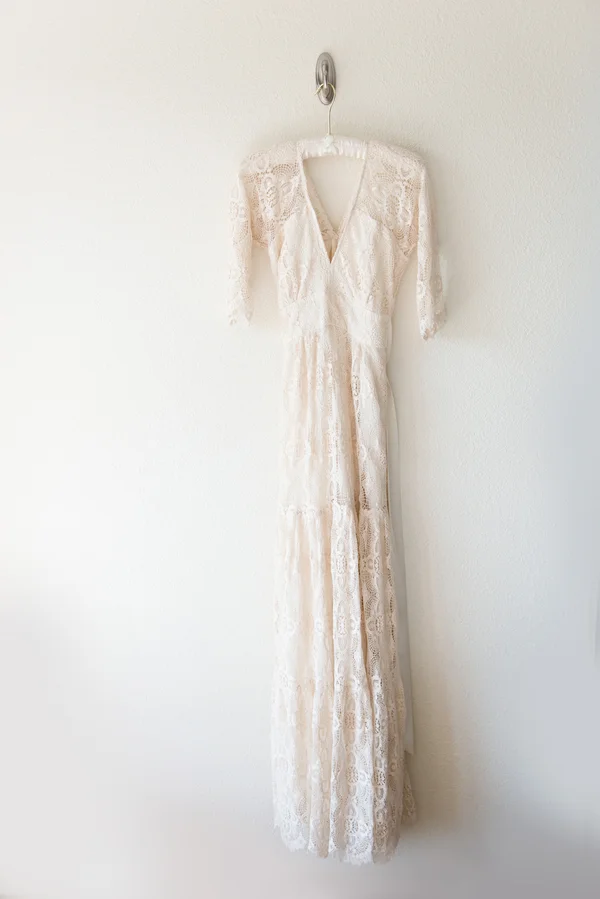 Backyard Nashville Wedding | Rebecca Denton Photography | Joy Wed blog | http://www.joy-wed.com