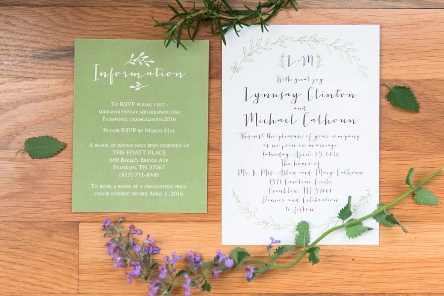 Backyard Nashville Wedding | Rebecca Denton Photography | Joy Wed blog | http://www.joy-wed.com
