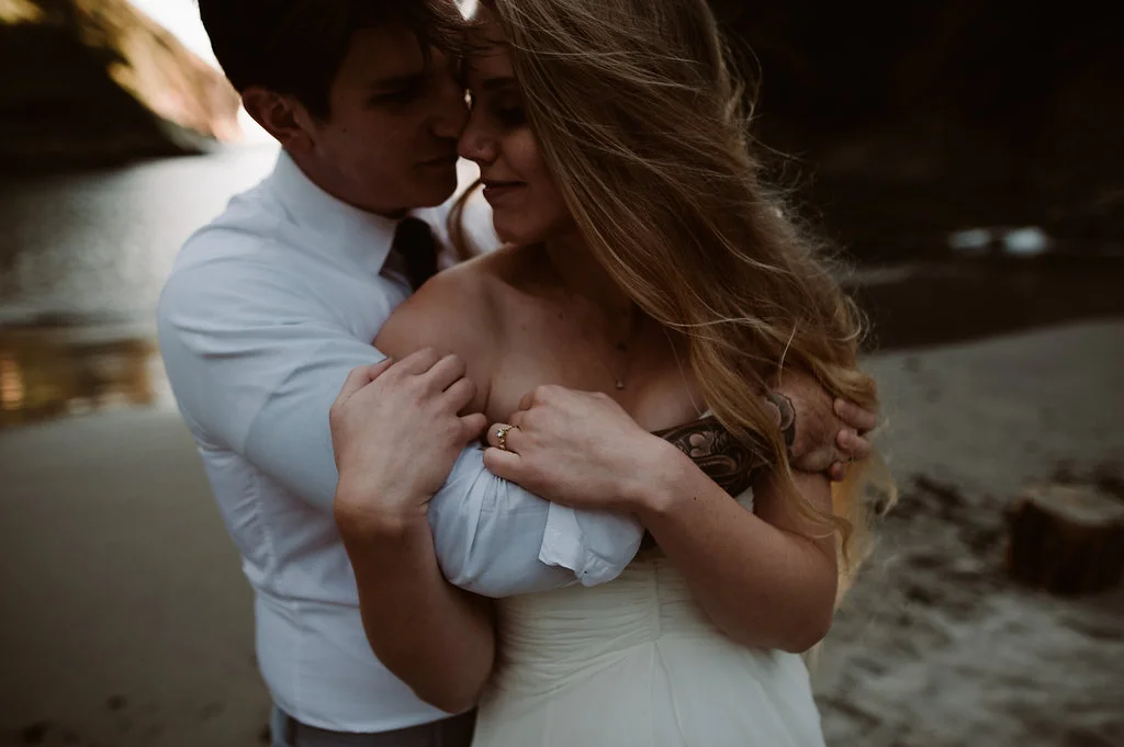 Washington Coast Engagement | Sprigs & Jade | Joy Wed blog | http://www.joy-wed.com