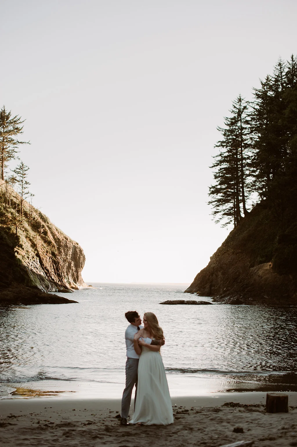 Washington Coast Engagement | Sprigs & Jade | Joy Wed blog | http://www.joy-wed.com