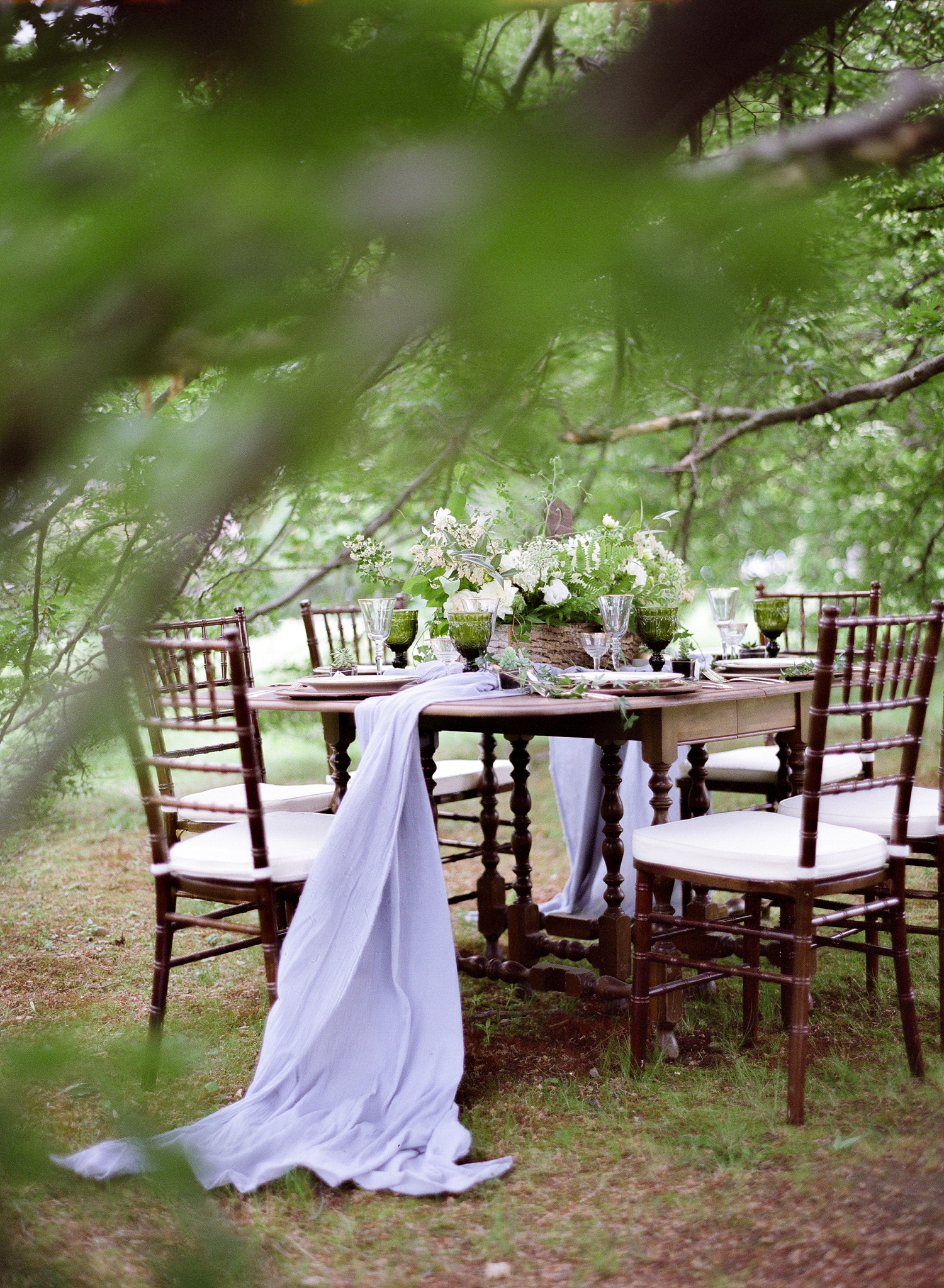 Pantone Color of the Year 2017 | Organic Wedding | Melanie Zacek | Joy Wed | http://www.joy-wed.com