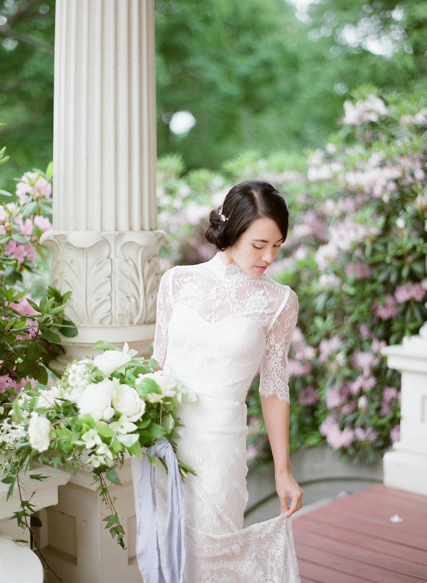Pantone Color of the Year 2017 | Organic Wedding | Melanie Zacek | Joy Wed | http://www.joy-wed.com