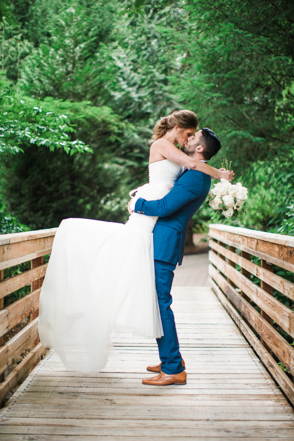 Garden Wedding | Benjamin Clifford Photography | Joy Wed blog | http://www.joy-wed.com