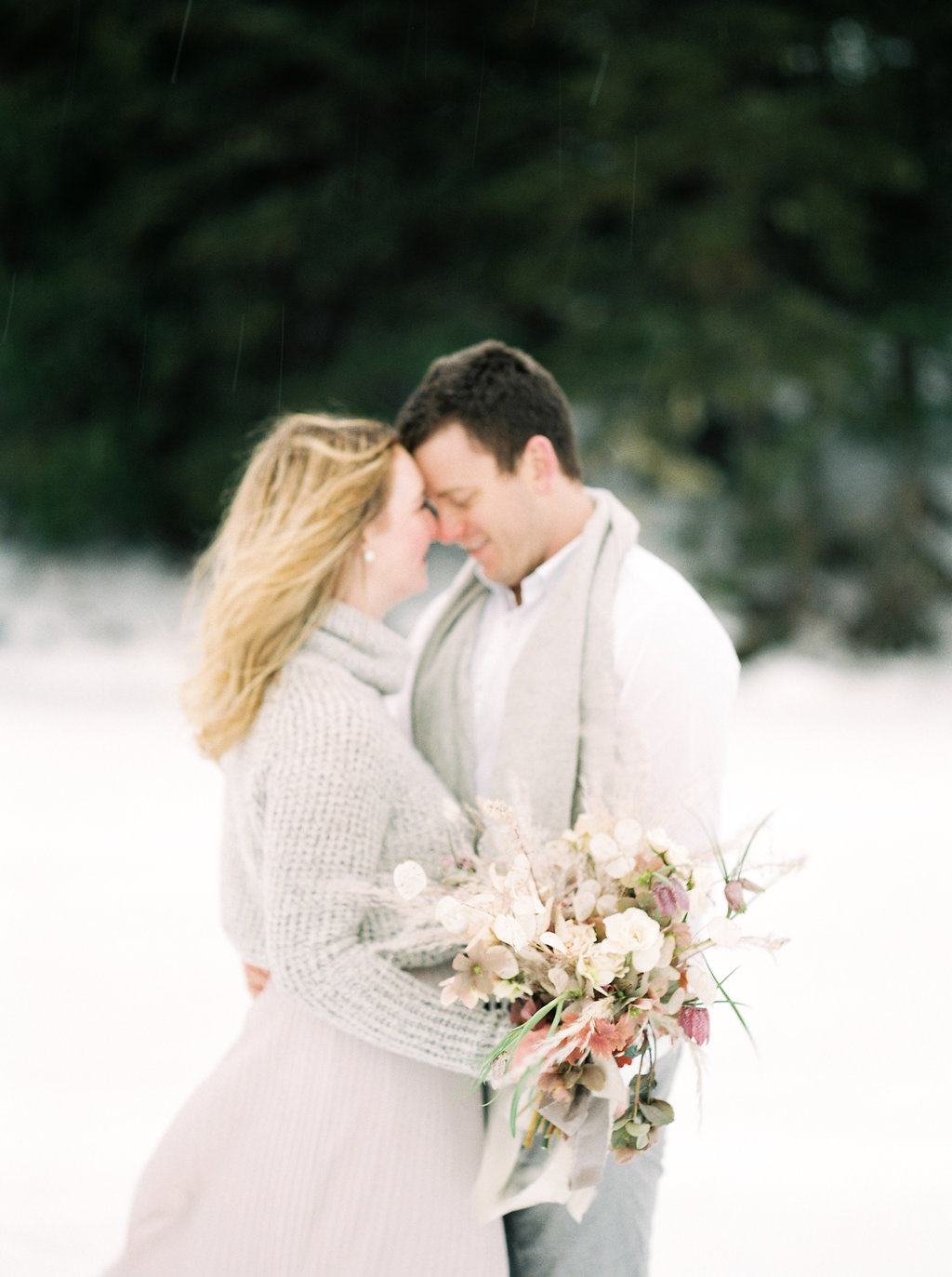 Winter Whistler Engagement Session | Christine Pienaar Photography | Joy Wed | http://www.joy-wed.com