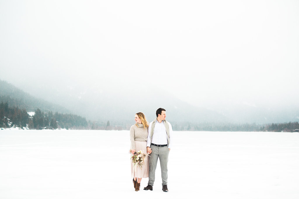 Winter Whistler Engagement Session | Christine Pienaar Photography | Joy Wed | http://www.joy-wed.com