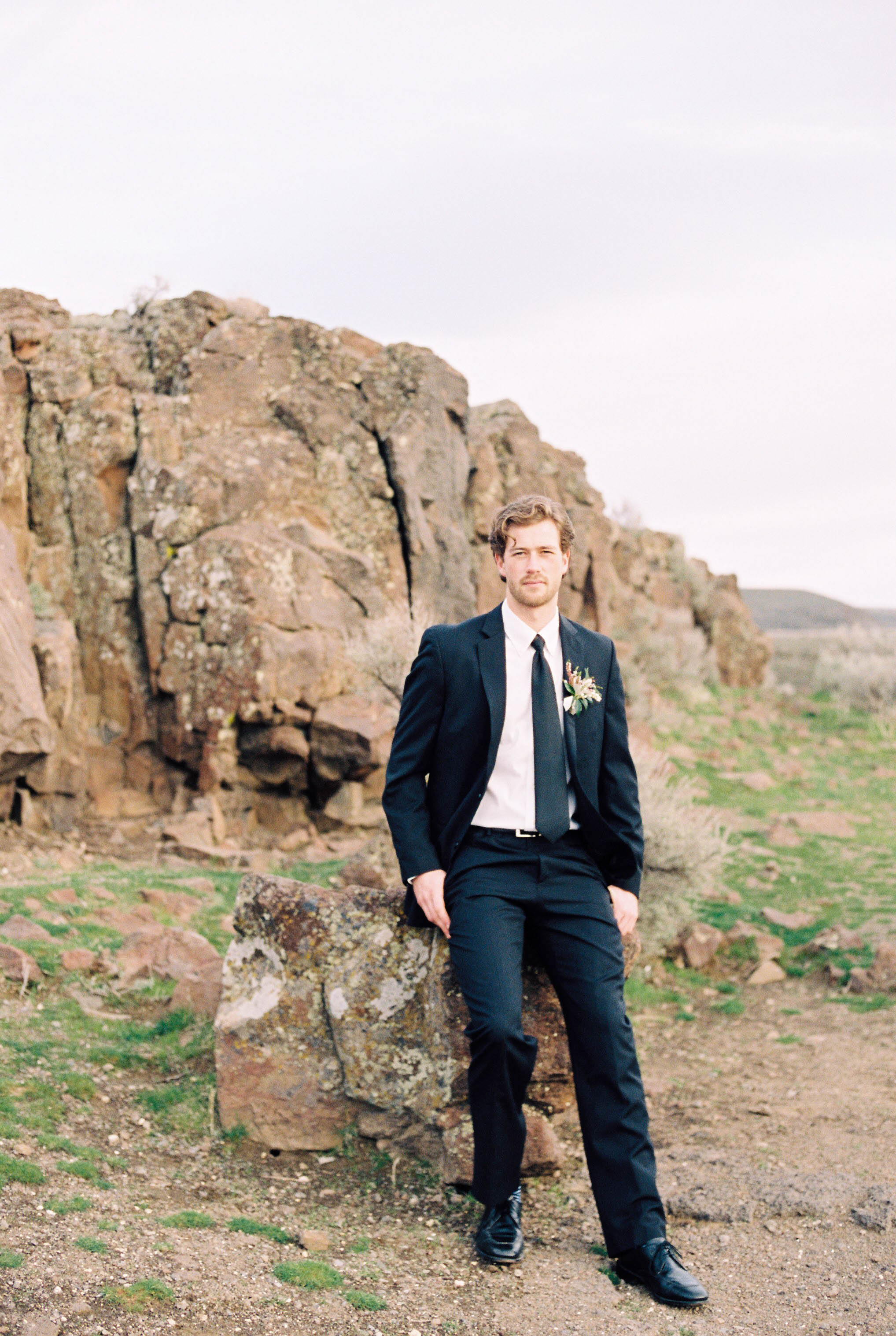 Desert Elopement | Kerry Jeanne Photography | Joy Wed blog | http://www.joy-wed.com