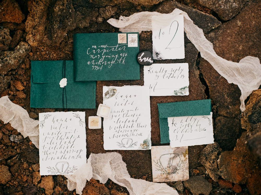 Lava Field Bridal Inspiration | Kendra Elise Photography | Joy Wed blog | http://www.joy-wed.com