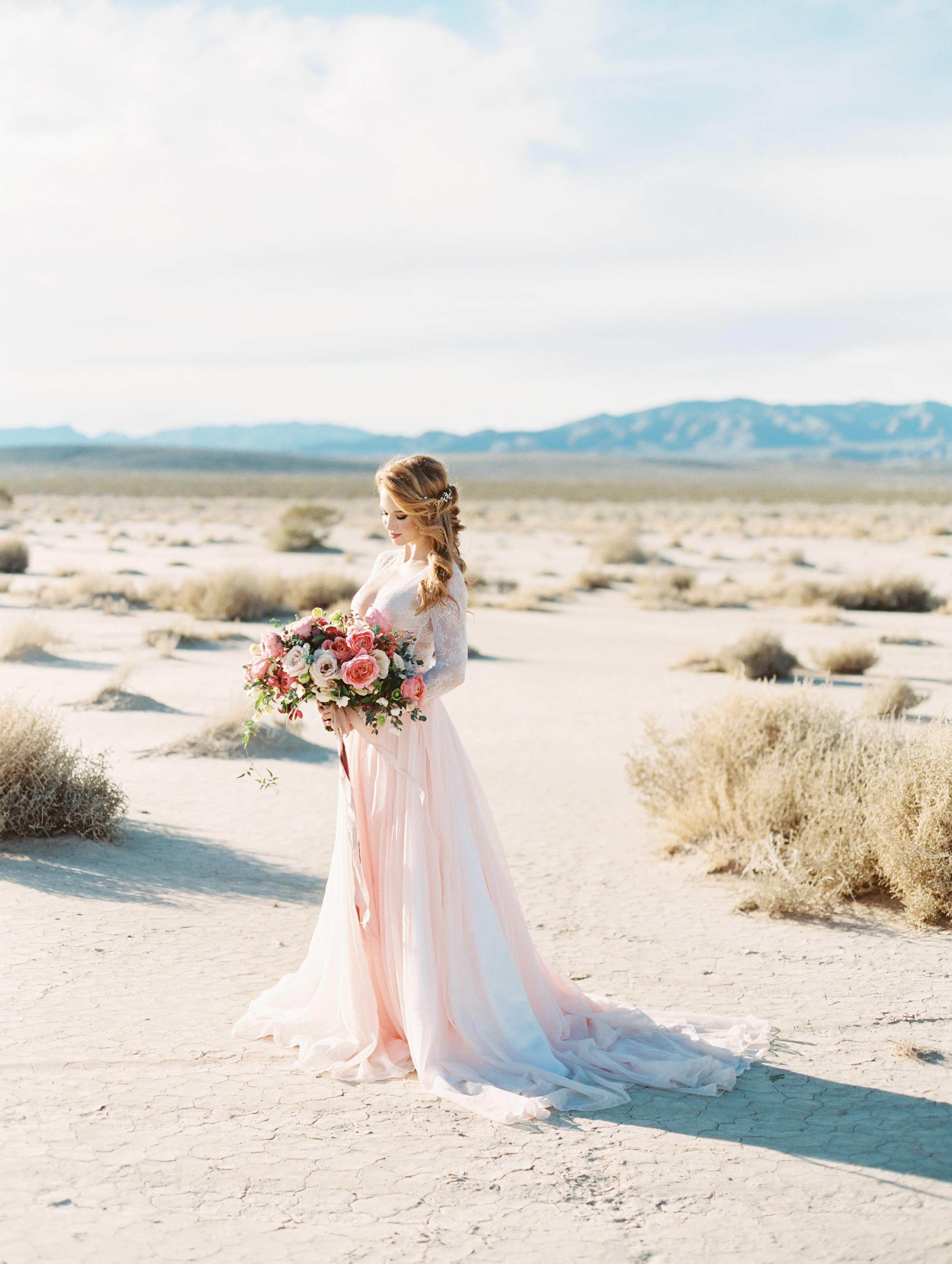 Desert Wedding Inspiration | Allen Tsai Photography | Joy Wed blog | http://www.joy-wed.com