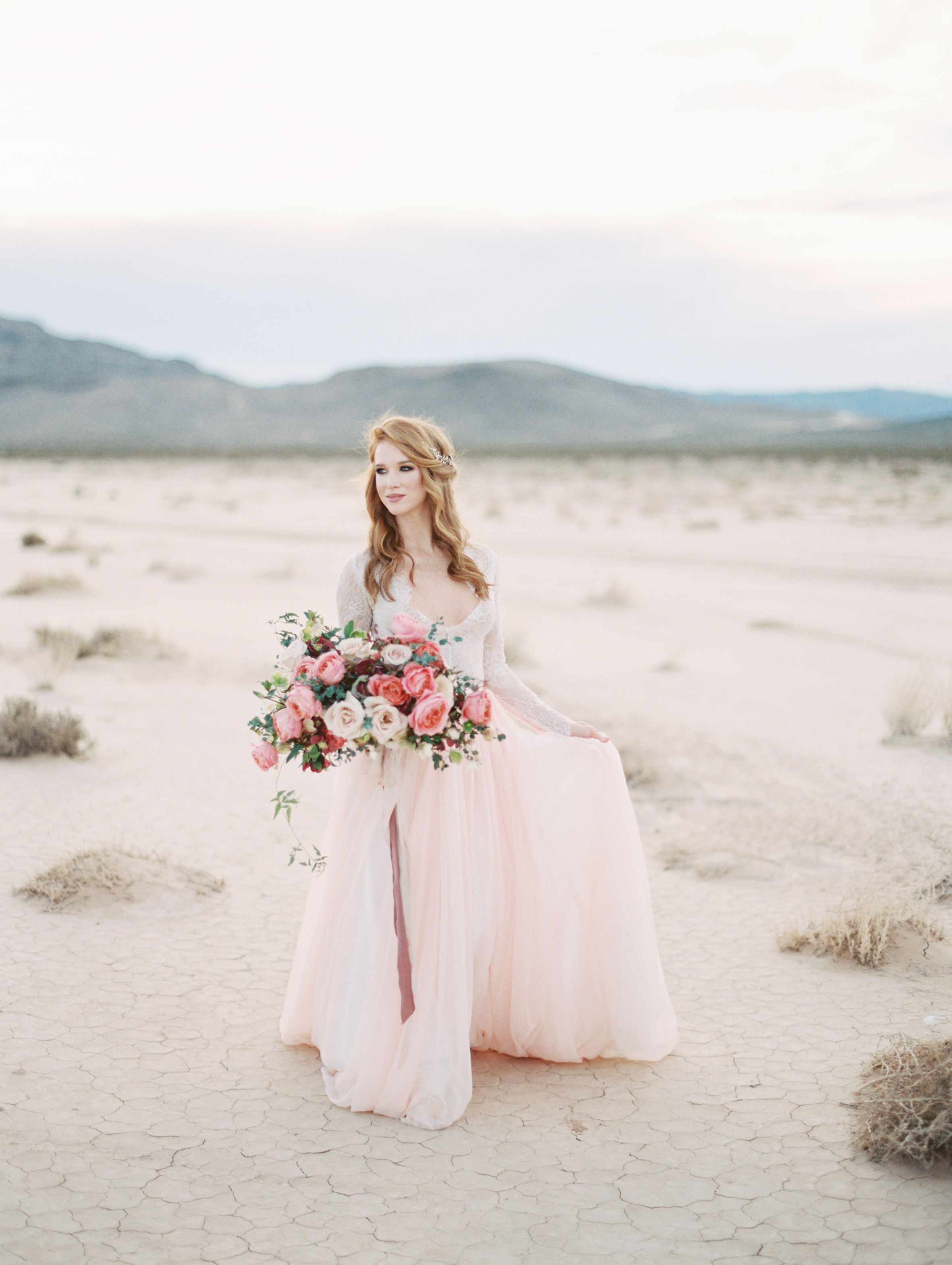 Desert Wedding Inspiration | Allen Tsai Photography | Joy Wed blog | http://www.joy-wed.com