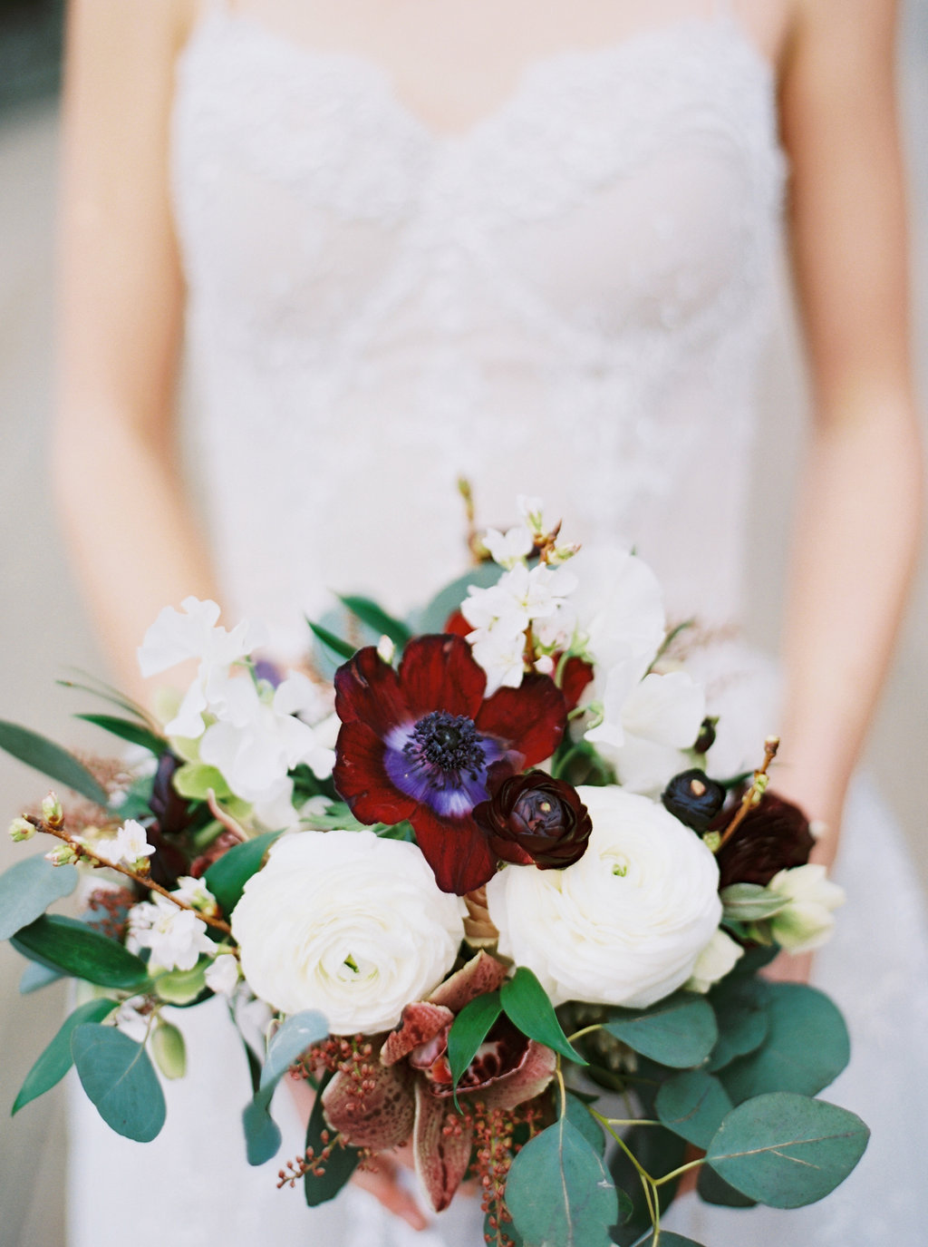 Spring Wedding Inspiration | Blue Rose Photography | Joy Wed blog | http://www.joy-wed.com