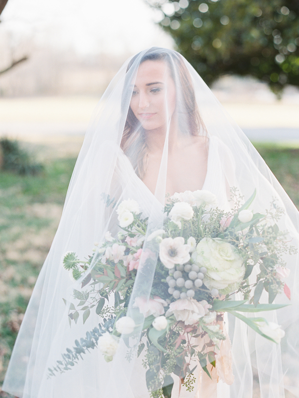 Bohemian Wedding Inspiration | Tracy Burch Photography | Joy Wed | http://www.joy-wed.com