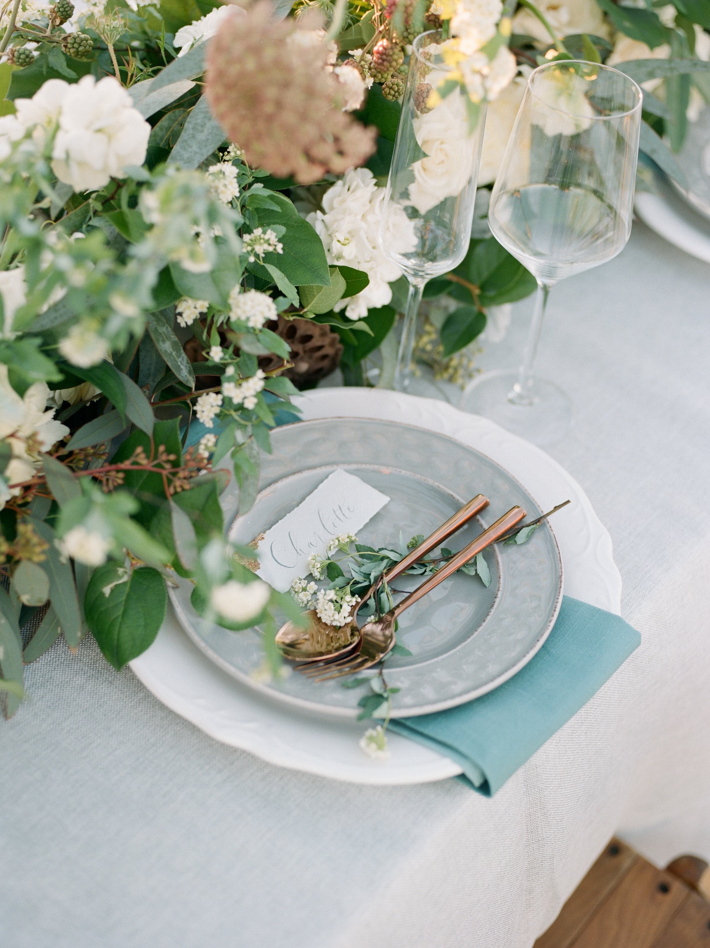Savannah Wedding Inspiration | Beach Wedding Inspiration | Organic Beach Wedding | Lyndi and Jason Photography | Joy Wed