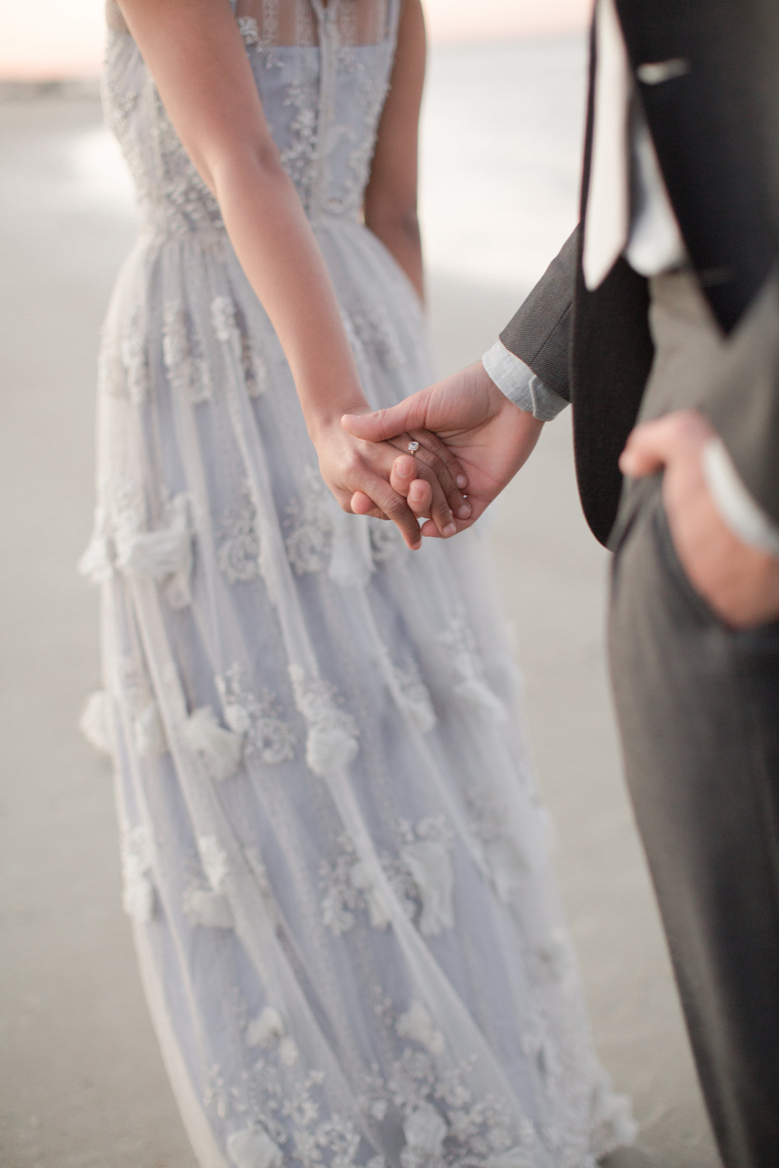 Savannah Wedding Inspiration | Beach Wedding Inspiration | Grey Wedding Dress | Organic Beach Wedding | Lyndi and Jason Photography | Joy Wed