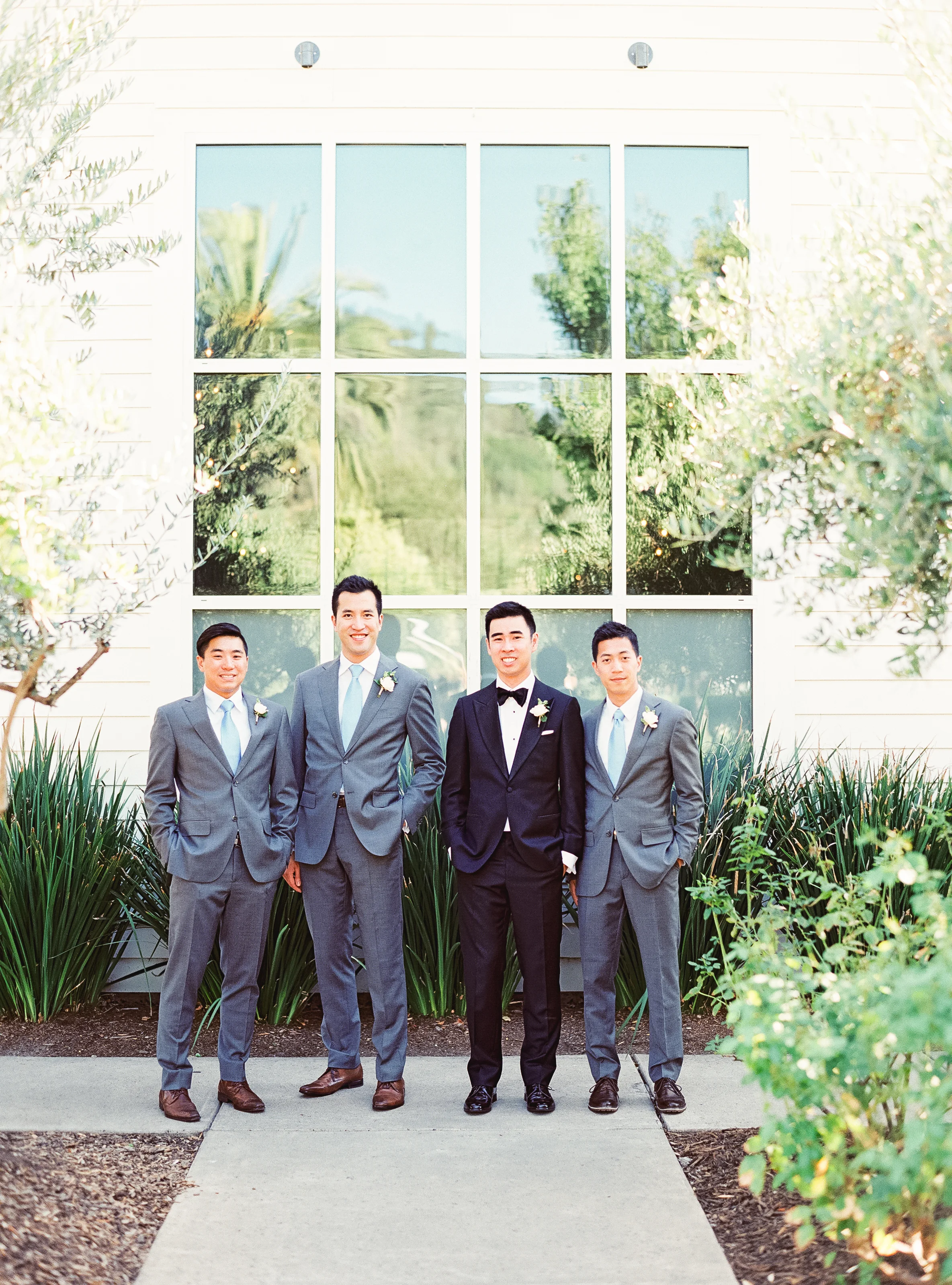 Napa Valley Wedding | Michele Beckwith | Chinese Wedding | Vineyard Wedding | Fine Art Wedding Blog | Joy Wed | Groom | Grey Suits