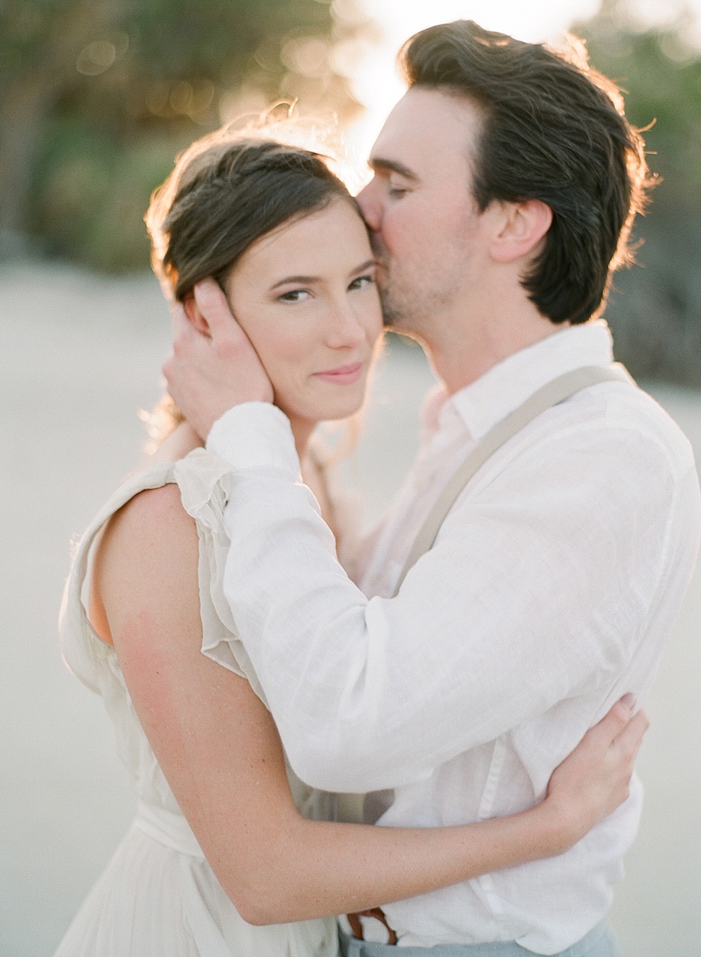Driftwood Beach Elopement | Beach Wedding | Beach Wedding Inspiration | Amanda Watson Workshop | Magnolia Adams Photography | Joy Wed | Fine Art Wedding Blog