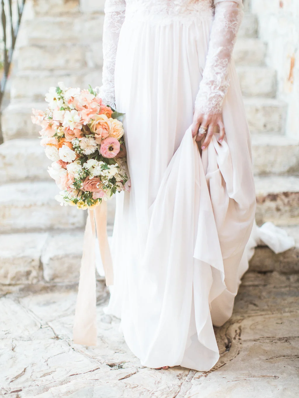 California Wedding | Holman Ranch Wedding | Ranch Wedding | Fine Art Wedding Blog | Ashley Slater | Joy Wed | California Photographer | Peach Wedding