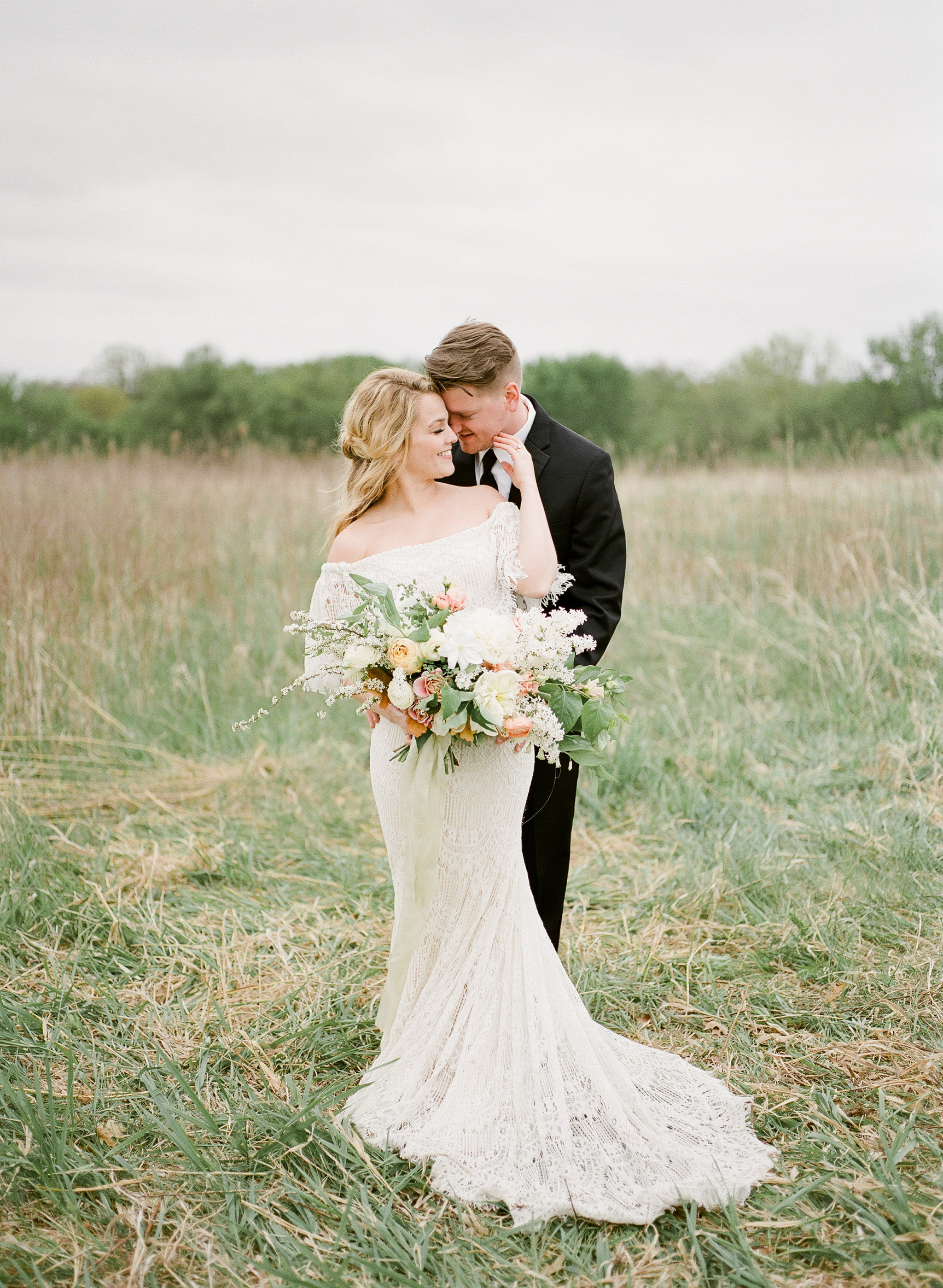 Farm to Table | Farm Wedding | Farm Elopement | Country Wedding | Ivory+Bliss | Photography Workshop | Fine Art Wedding Blog | Joy Wed | Ivory & Green Wedding | Organic Country Wedding