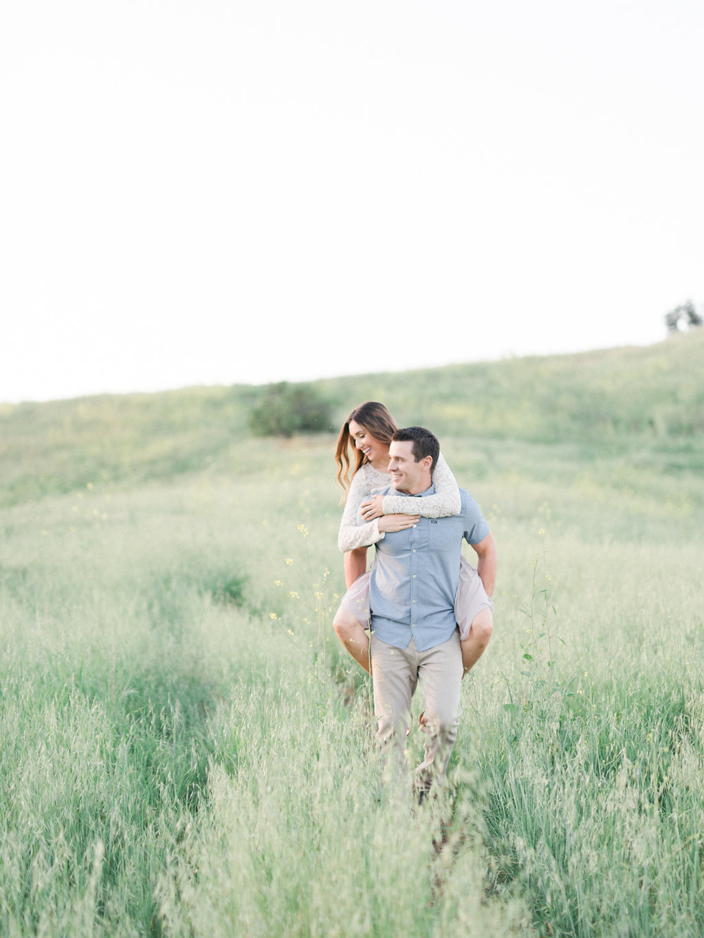 California Engagement Session | California Photographer | California Wedding | Fine Art Photography | Anya Kernes | Joy Wed | Fine Art Wedding Blog | Canadian Wedding Blog