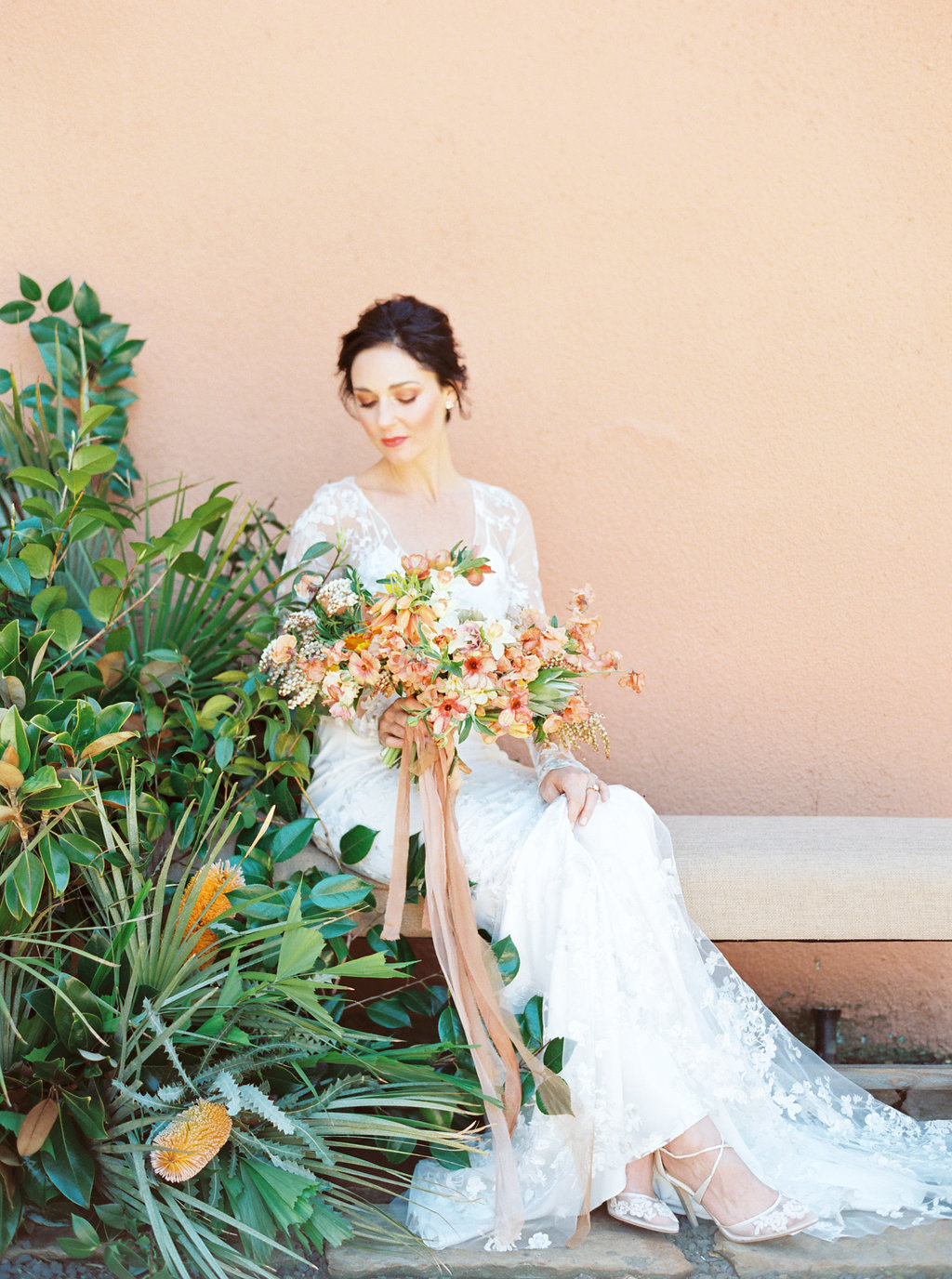 Mentor Session with Kayla Barker | Nicole Clarey | Dallas Wedding | Peach and Yellow Wedding | Peach Wedding | Fine Art Wedding Blog | Joy Wed | Canadian Wedding Blog | Peach Wedding Bouquet