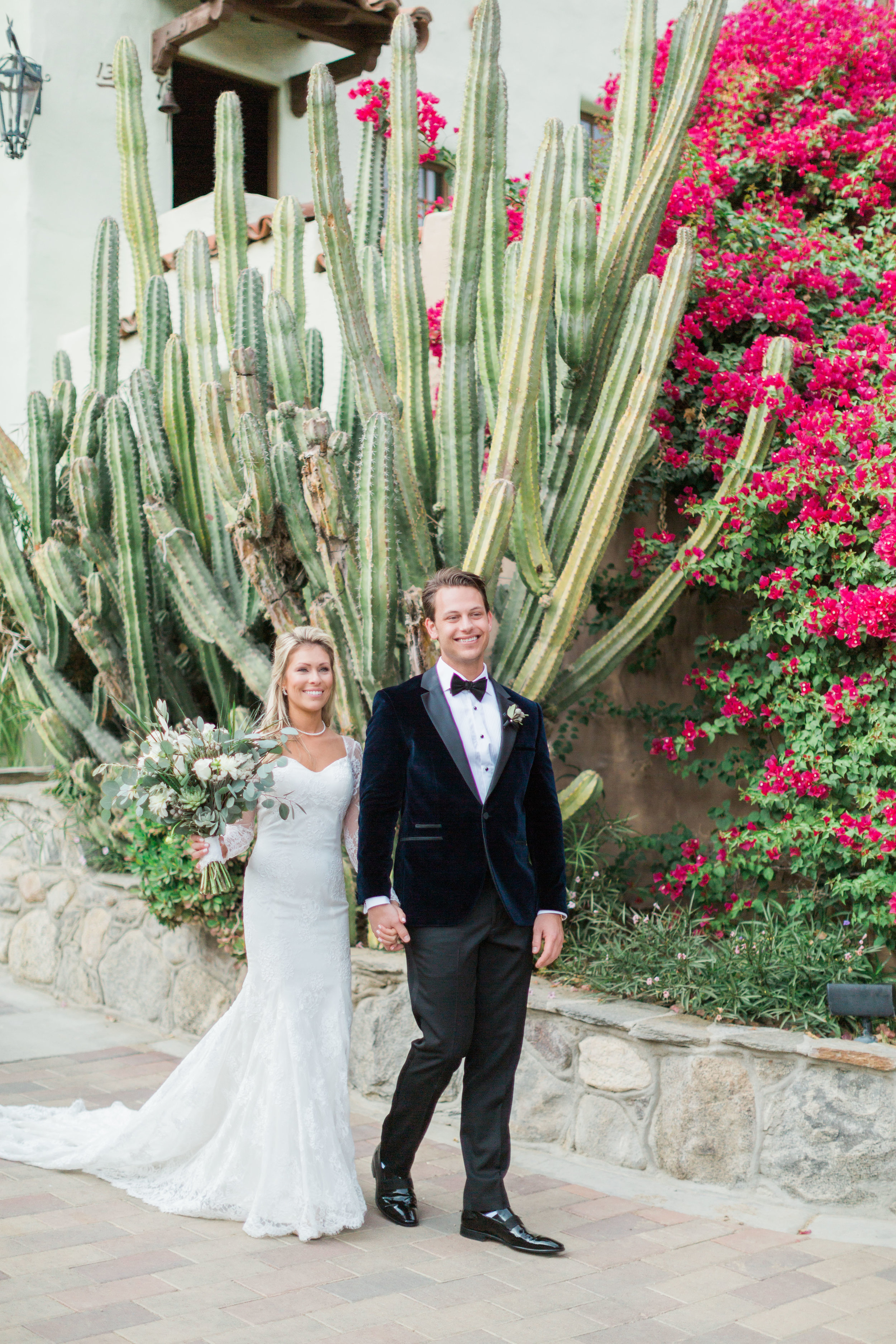 Palm Springs Wedding | Devon Donnahoo | California Wedding | California Photographer | Fine Art Wedding Blog | Joy Wed