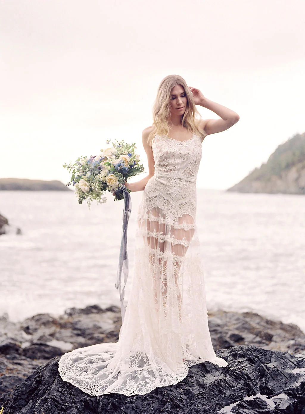 Seaside Wedding | Moonstone Inspired Wedding | Heather Payne Photography | Sea Inspired Wedding | Blue and Grey Wedding | Fine Art Wedding Blog | Canadian Wedding Blog | Joy Wed