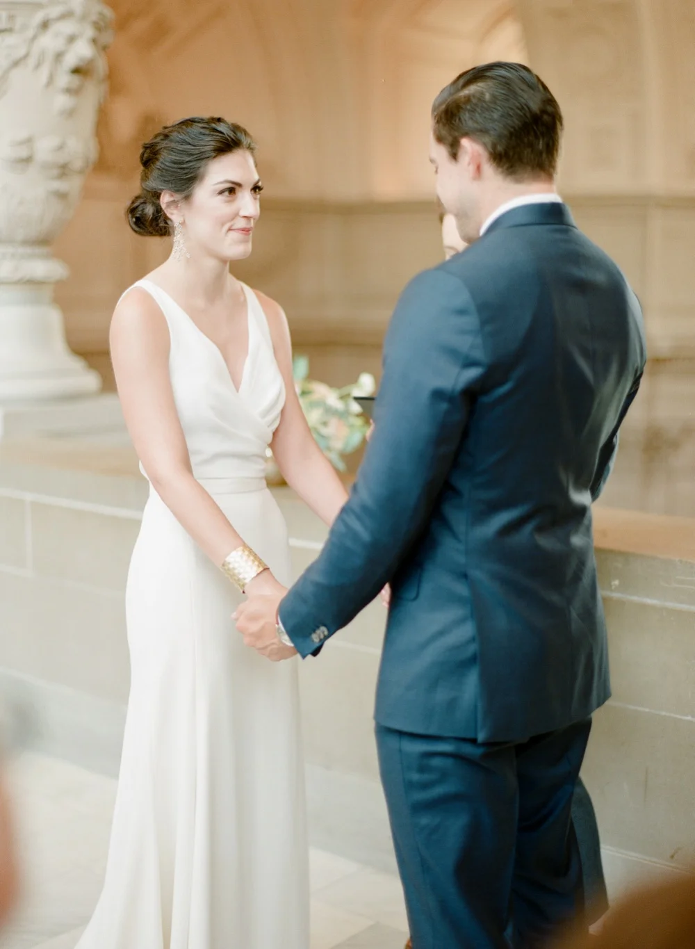 San Francisco City Hall Wedding | Amanda Watson Photography | Intimate Wedding Inspiration | San Francisco Elopement | Fine Art Wedding Blog | Joy Wed | San Francisco Wedding Photographer