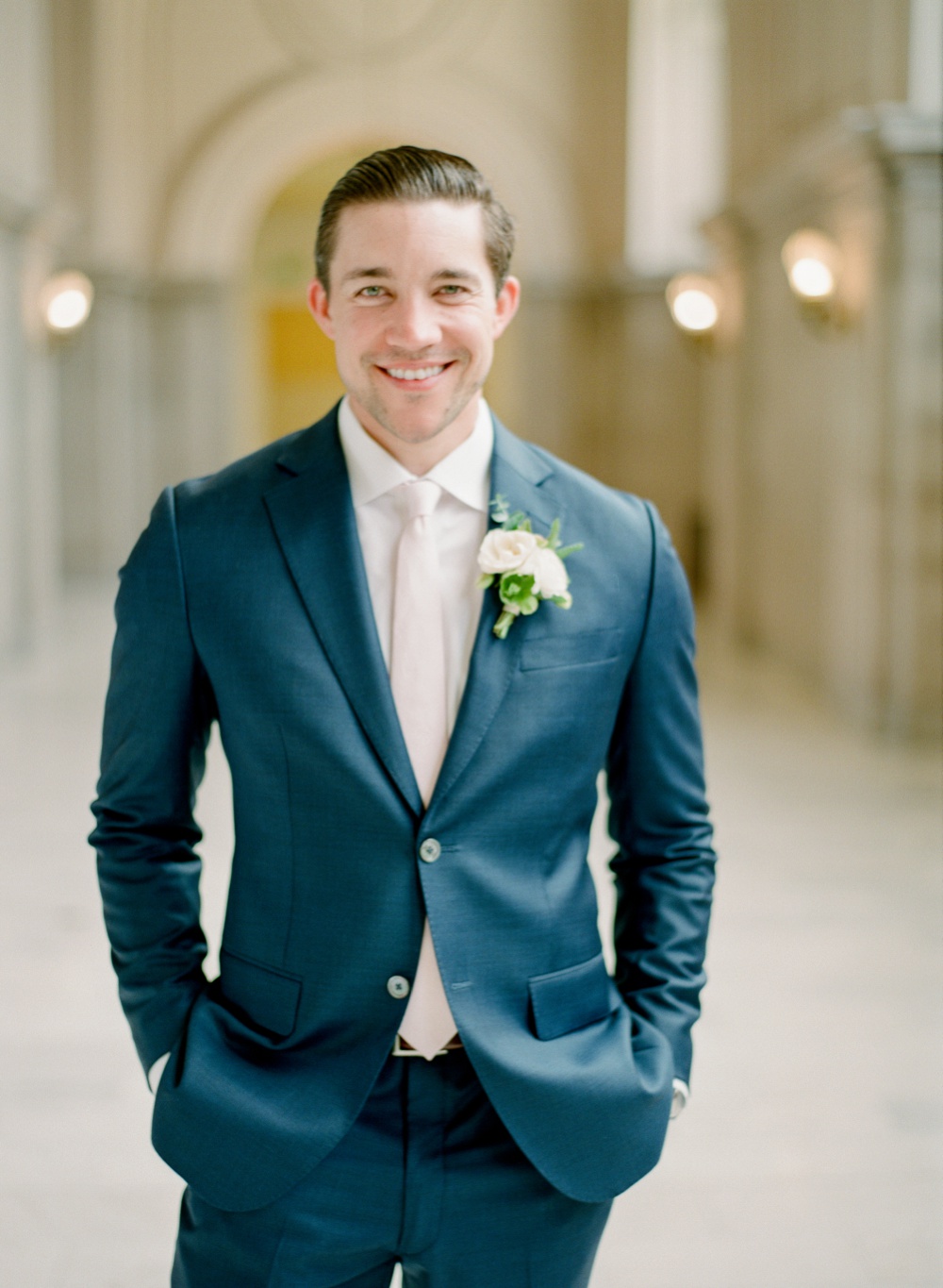 San Francisco City Hall Wedding | Amanda Watson Photography | Intimate Wedding Inspiration | San Francisco Elopement | Fine Art Wedding Blog | Joy Wed | San Francisco Wedding Photographer