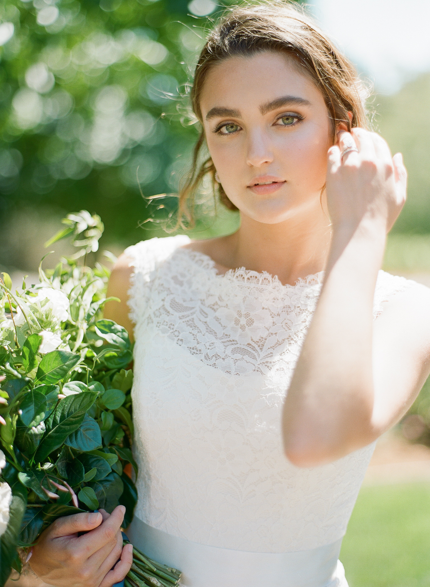 Vineyard Wedding Inspiration | Blue and Yellow Wedding | Bright and Colorful Wedding Inspiration | The Ganeys | Fine Art Wedding blog | Canadian Wedding Blog | Joy Wed