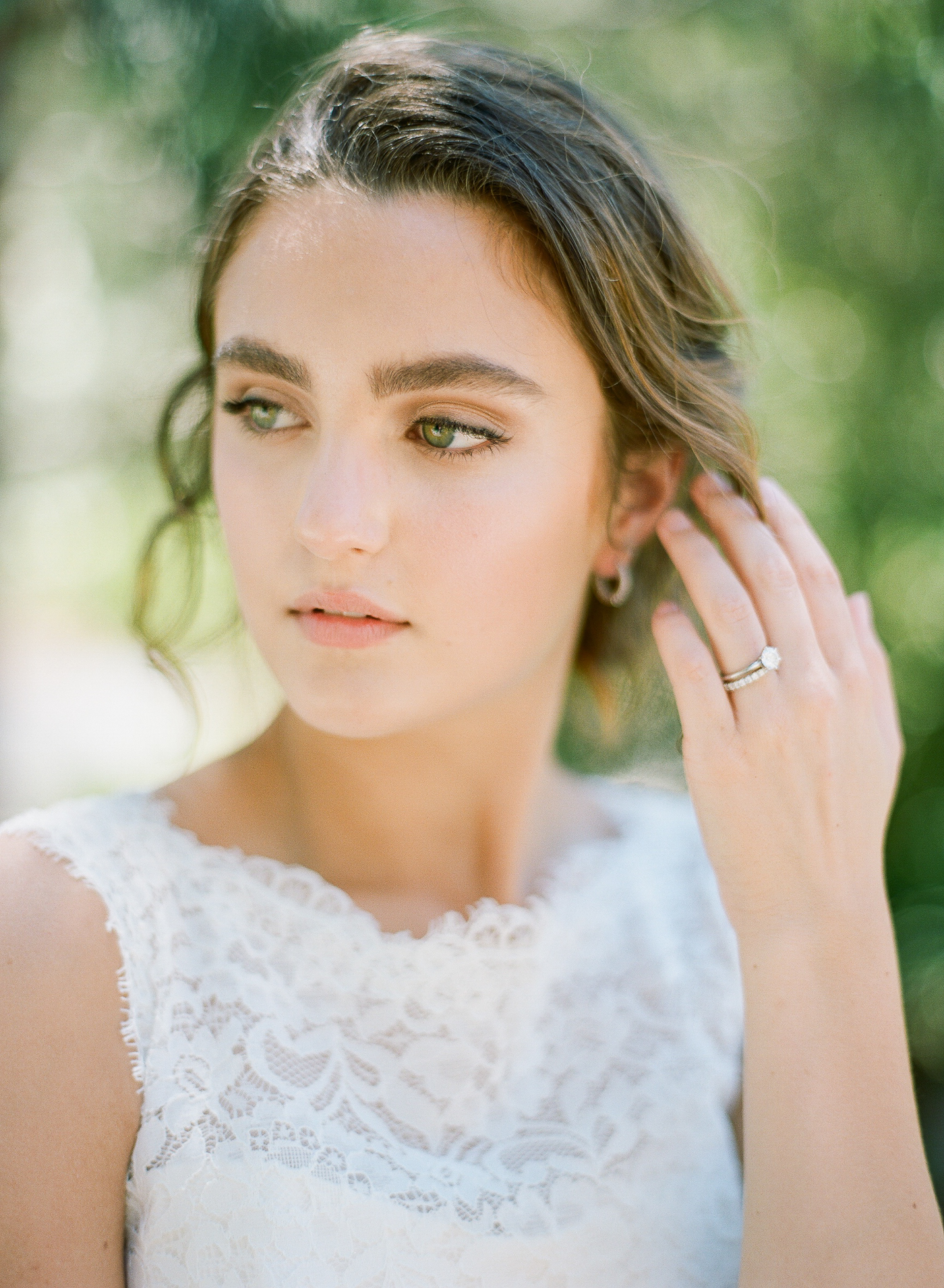 Vineyard Wedding Inspiration | Blue and Yellow Wedding | Bright and Colorful Wedding Inspiration | The Ganeys | Fine Art Wedding blog | Canadian Wedding Blog | Joy Wed