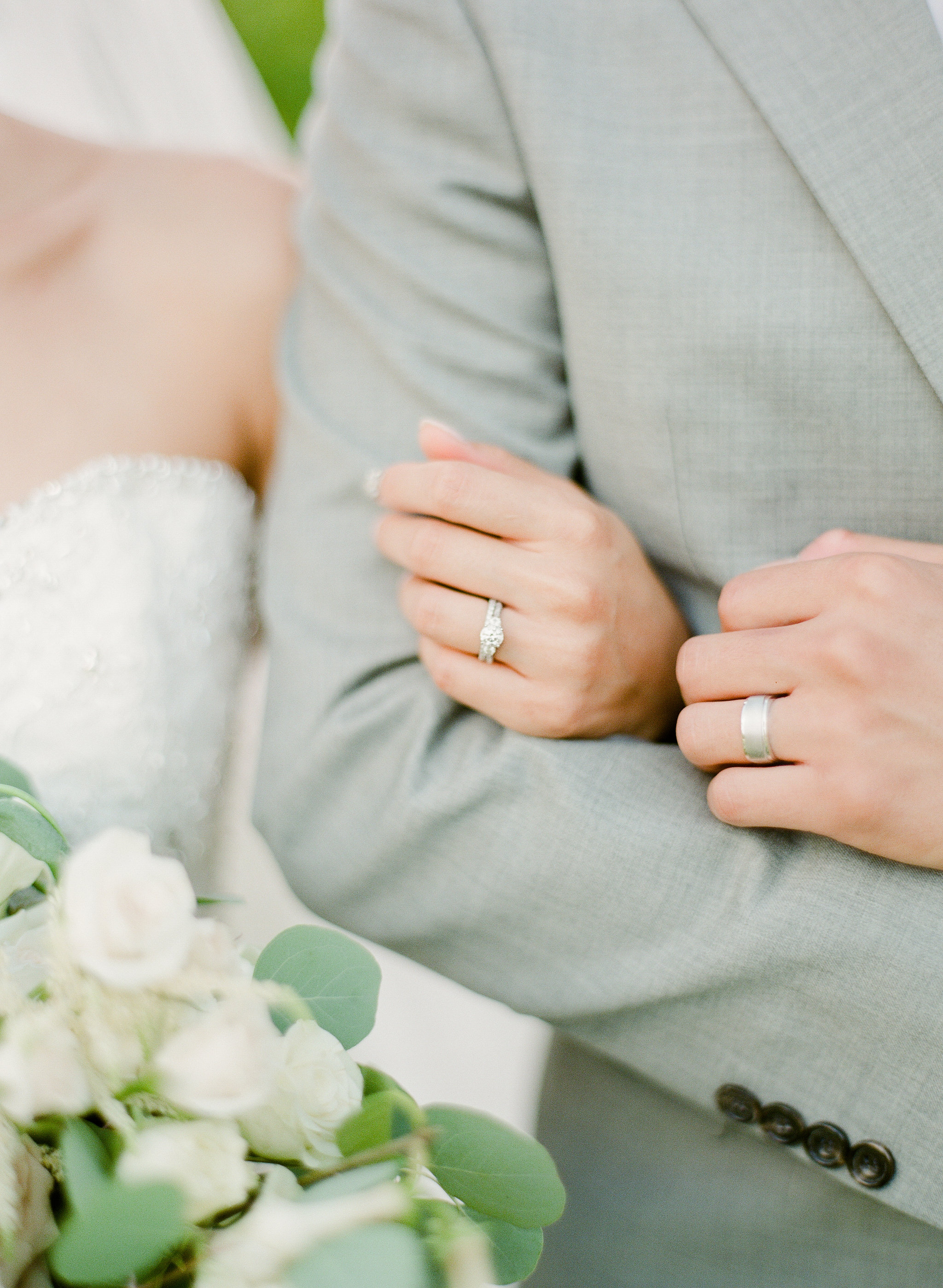 Hawaiian Wedding | Beach Wedding | Aria Studios | Chinese Wedding | Fine Art Wedding Blog | Canadian Wedding Blog | Joy Wed | Outdoor Wedding | Tent Wedding