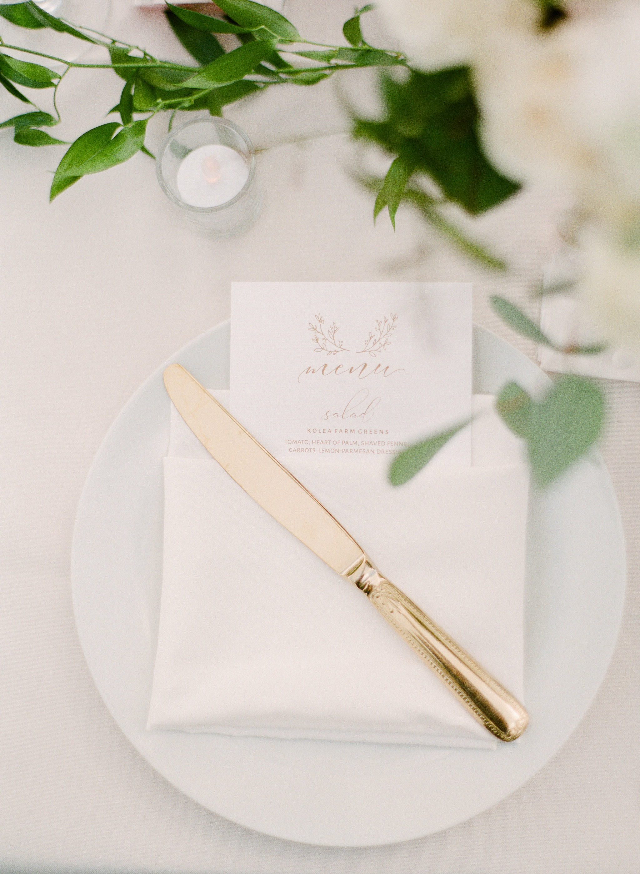 Hawaiian Wedding | Beach Wedding | Aria Studios | Chinese Wedding | Fine Art Wedding Blog | Canadian Wedding Blog | Joy Wed | Outdoor Wedding | Tent Wedding