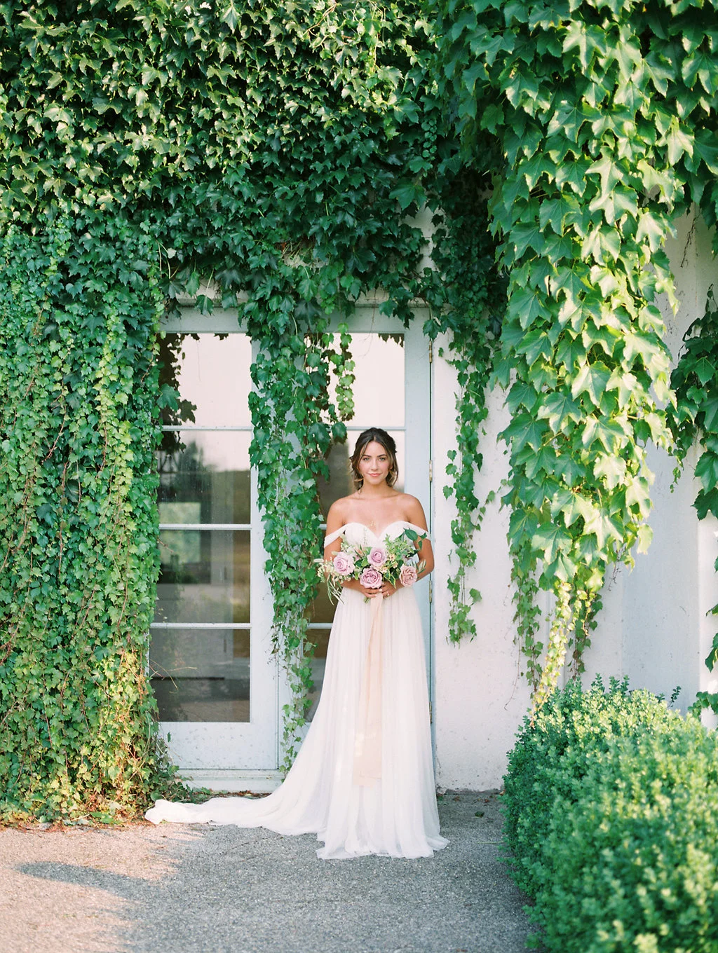 LuxProvenceWeddingInspired-SavanMentorshipbyJonandMochPhotography(43of75).jpg