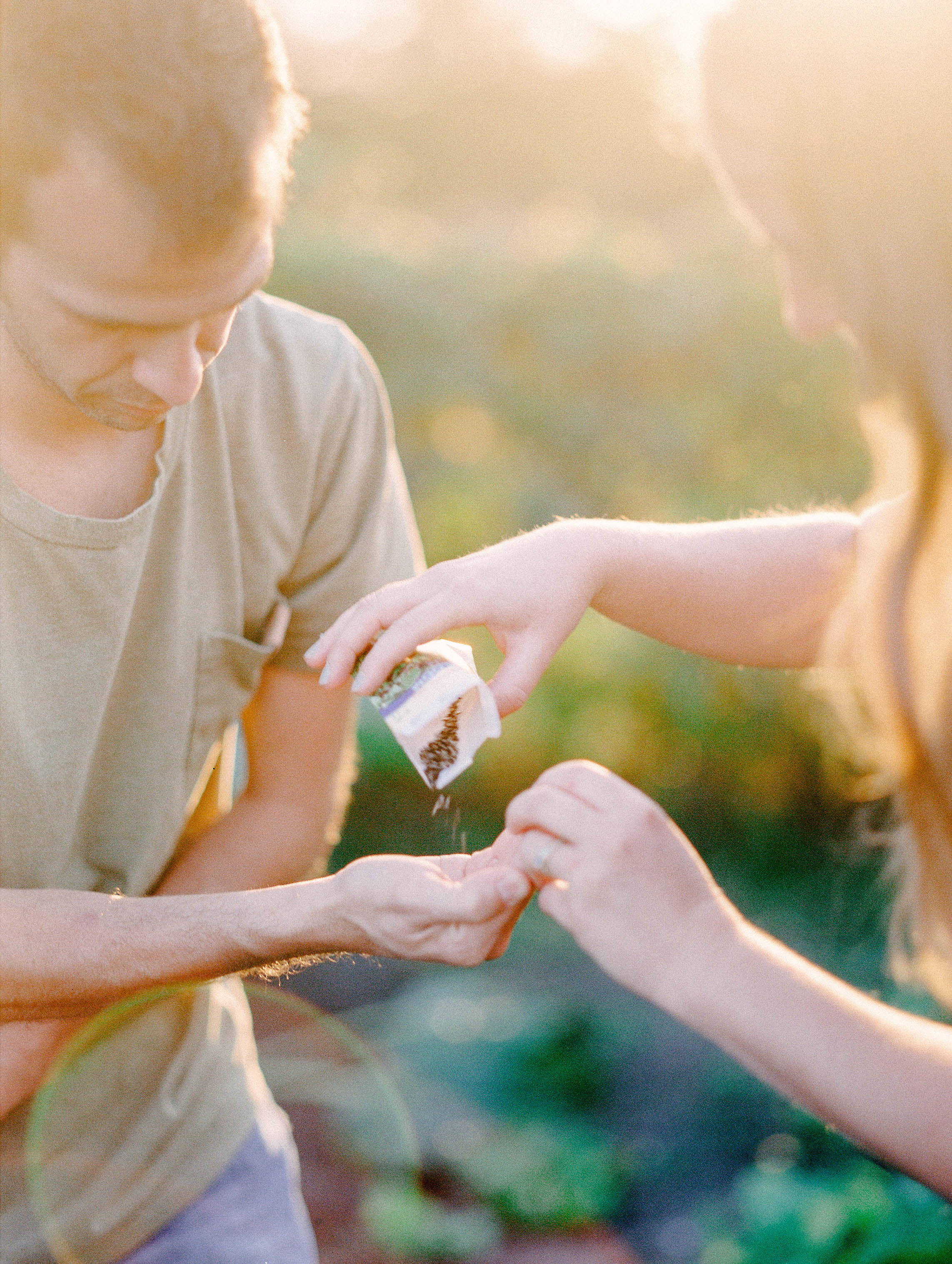 Garden Anniversary Session | Garden Wedding | Morgan Worley Photography | Anniversary Session | Fine Art Engagement Session | Fine Art Wedding Blog | Canadian Wedding Blog | Joy Wed