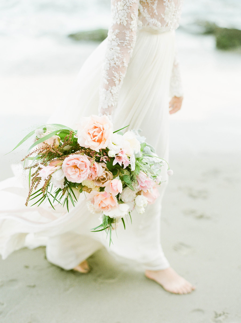 Malibu Coast Bridal Session | Marsais Photographie | California Wedding | California Photographer | Fine Art Wedding Blog | Canadian Wedding Blog | Joy Wed