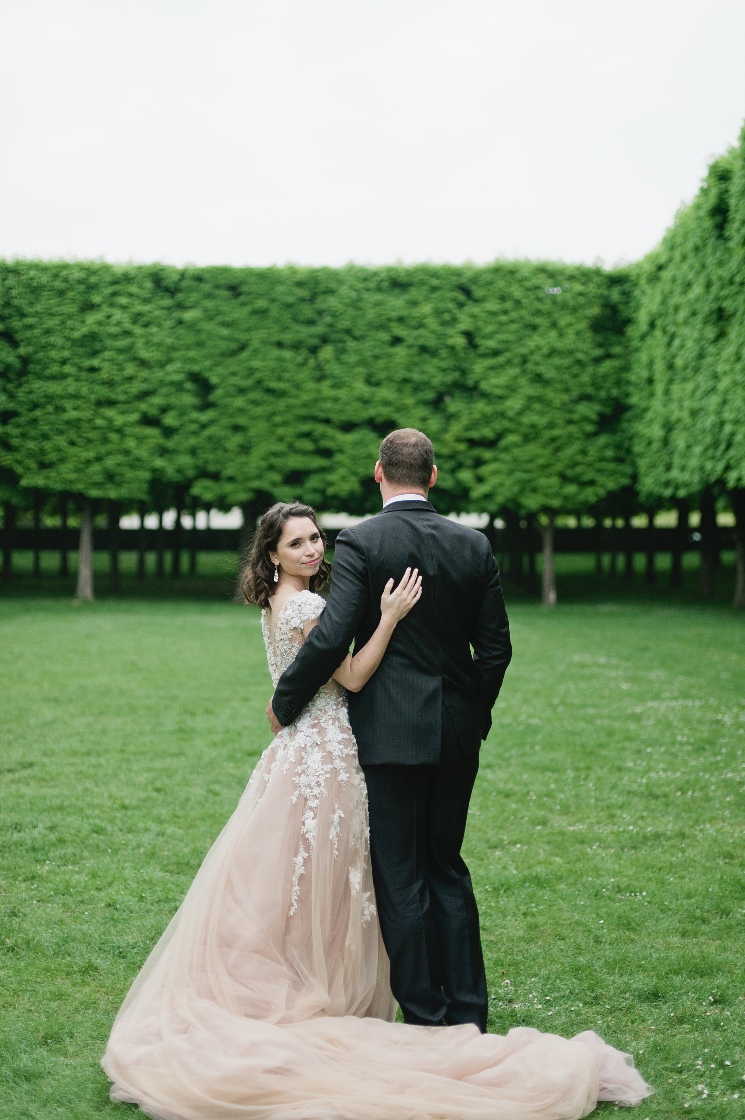 Chateau Sceaux Wedding | Paris Wedding | Meredith McKee Photography | Fine Art Wedding Blog | Joy Wed | Joyfoley Weddings | Canadian Wedding Blog | Paris Photographer | Blush Wedding Dress