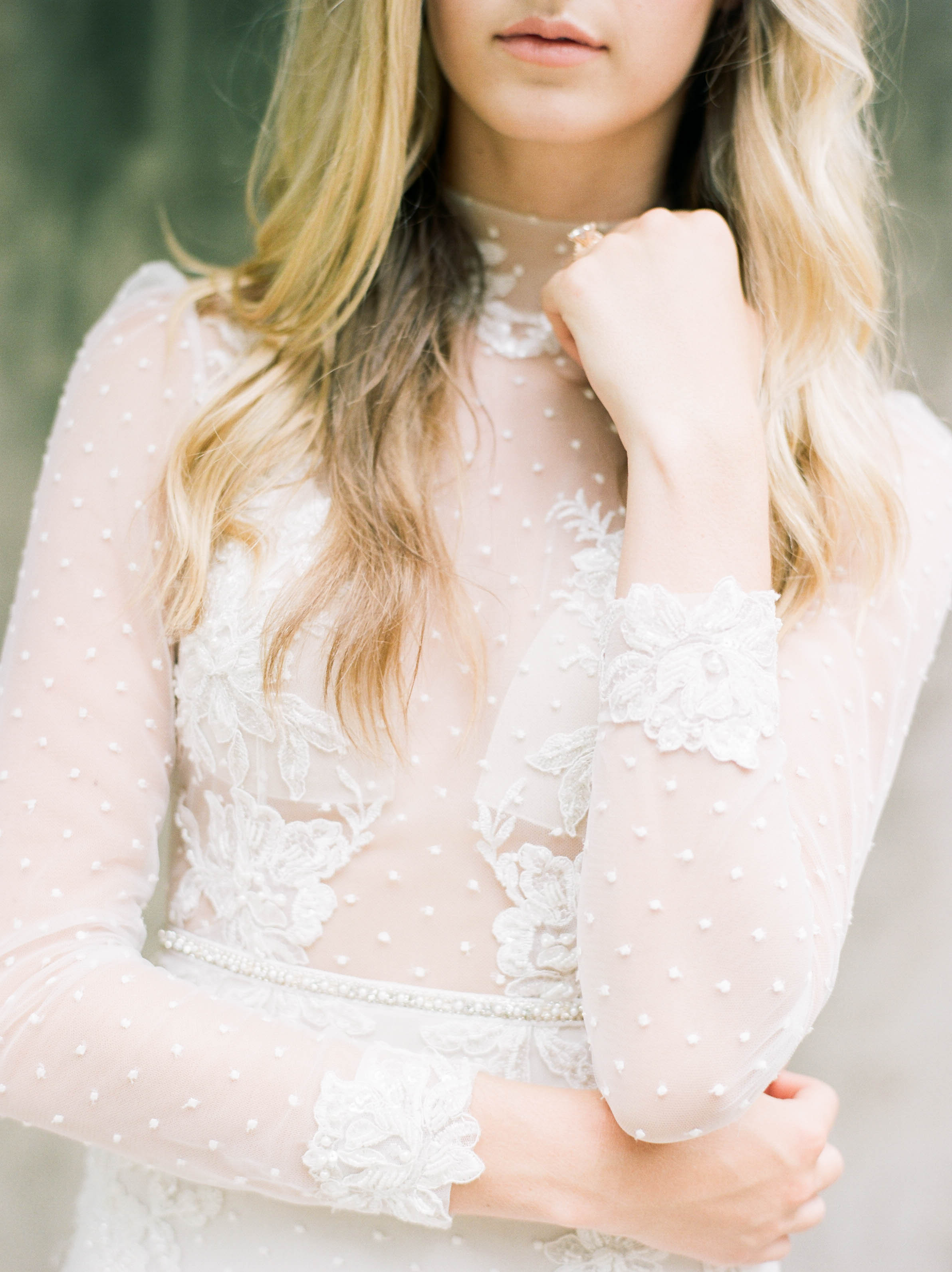 Swan House Wedding | Whitney Heard Photography | Tulle and Grace | Tristan Needham Design | Same Sex Marriage | Love is Love | Fine Art Wedding Blog | Berta