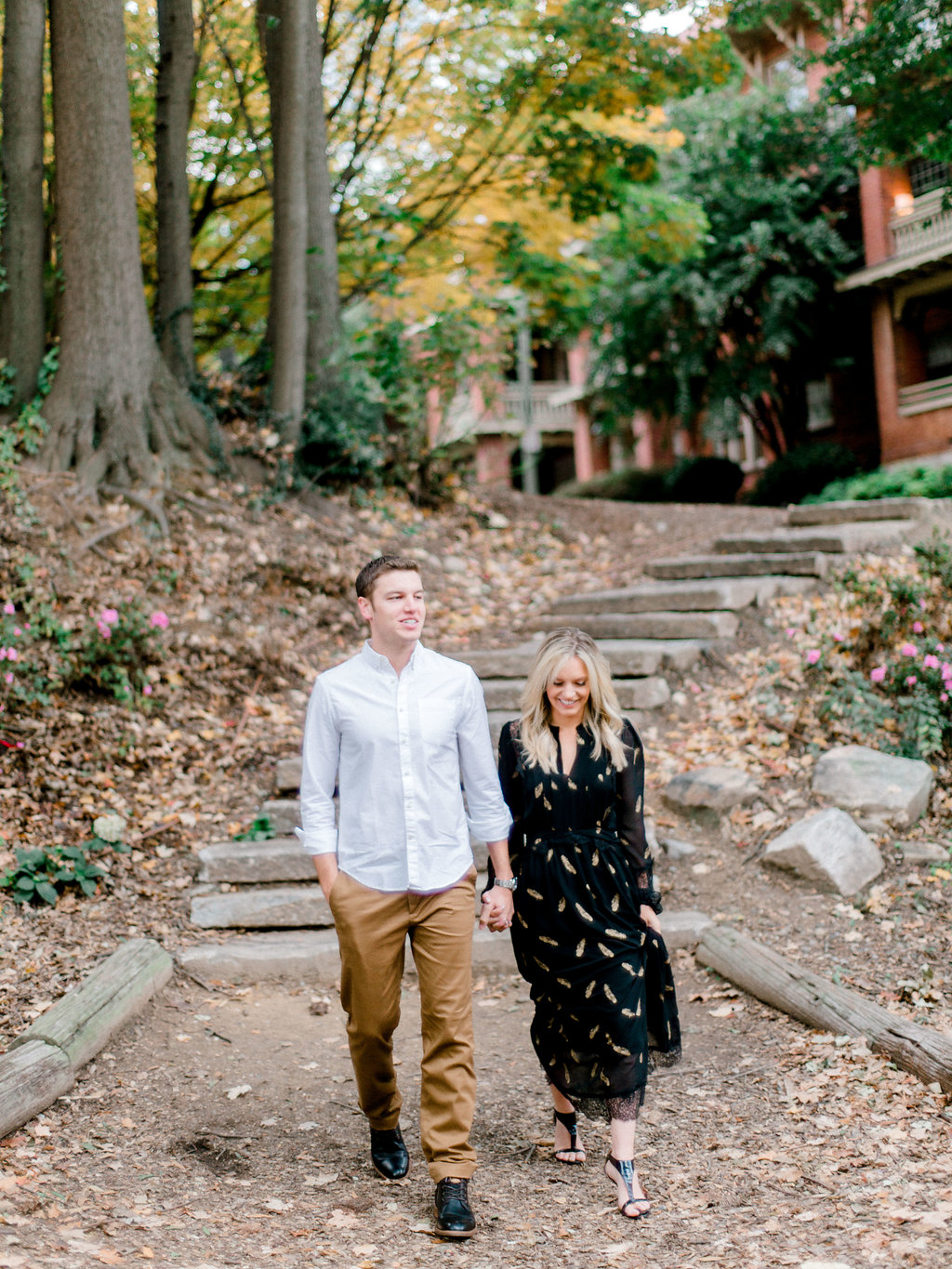 Piedmont Park Engagement Session | Kelly Anne Photo | Atlanta Photographer | Atlanta Wedding | Fine Art Wedding Blog | Canadian Wedding Blog | Wedding Blog | Joy Wed | Canmore Wedding Planner
