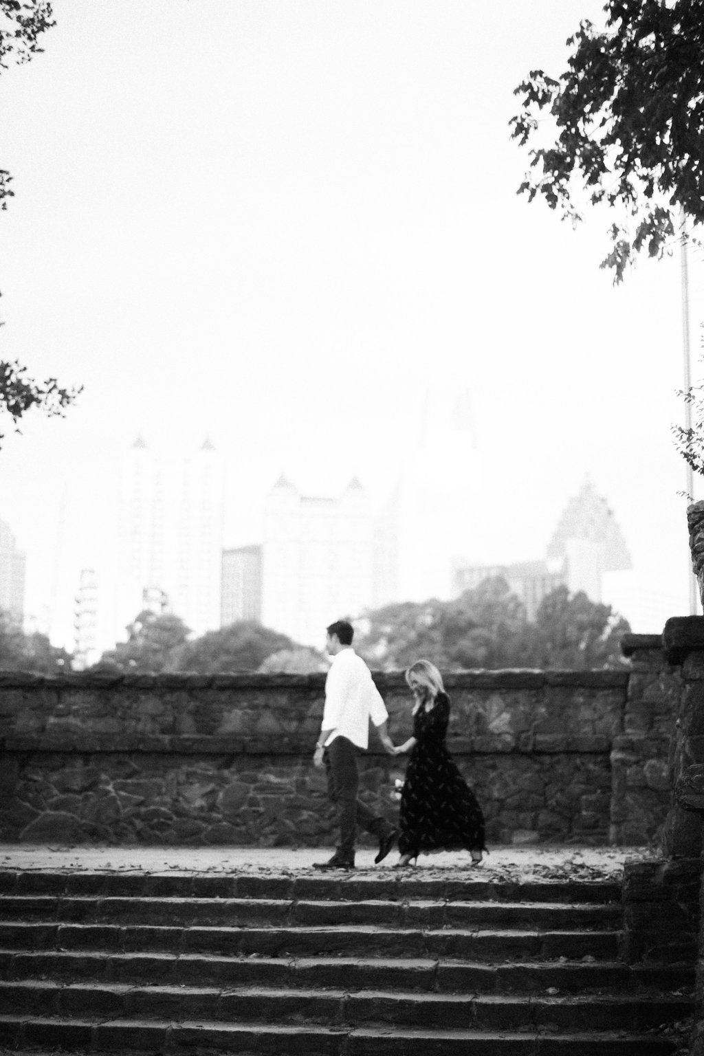 Piedmont Park Engagement Session | Kelly Anne Photo | Atlanta Photographer | Atlanta Wedding | Fine Art Wedding Blog | Canadian Wedding Blog | Wedding Blog | Joy Wed | Canmore Wedding Planner