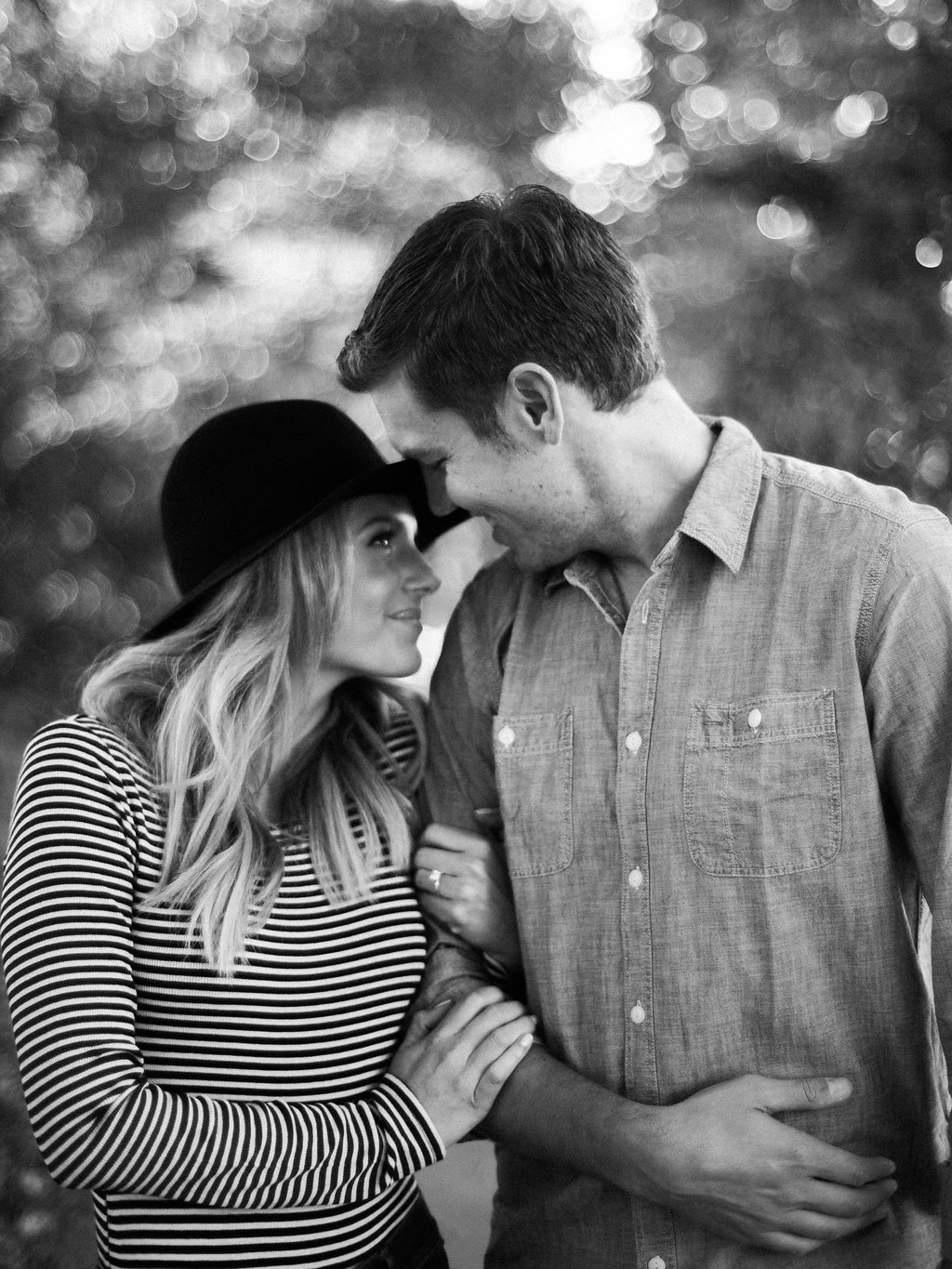 Piedmont Park Engagement Session | Kelly Anne Photo | Atlanta Photographer | Atlanta Wedding | Fine Art Wedding Blog | Canadian Wedding Blog | Wedding Blog | Joy Wed | Canmore Wedding Planner
