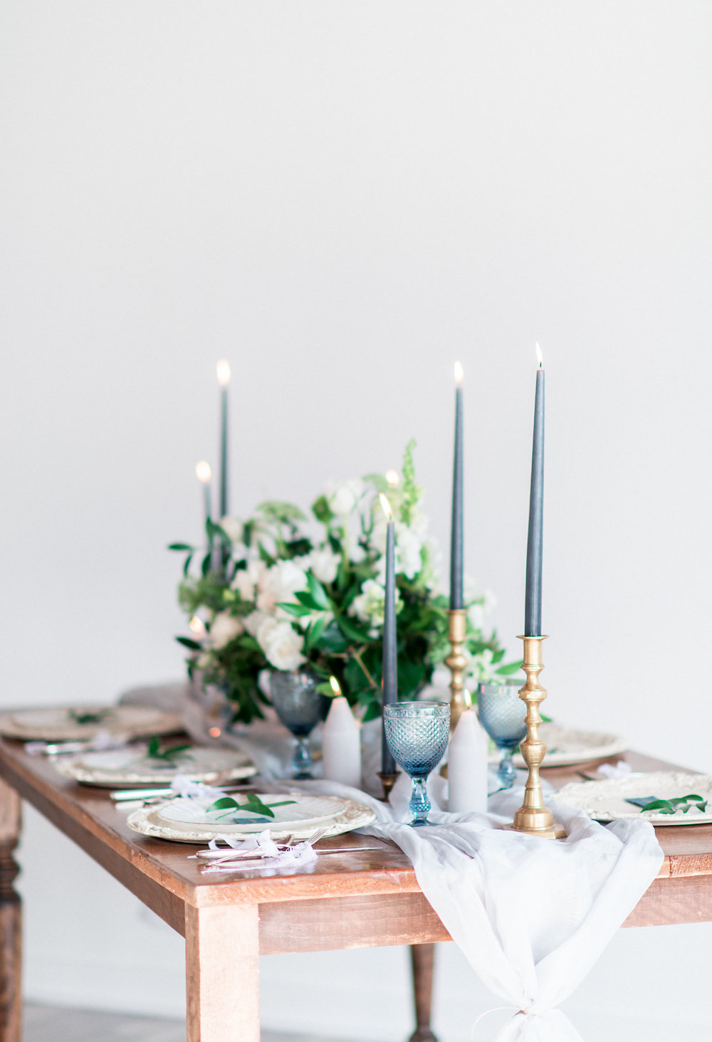 European Wedding Inspiration | Whitney Heard Photography | Toronto Wedding Photographer | Canadian Wedding | Joy Wed | Blue and White Wedding | Fine Art Wedding Blog