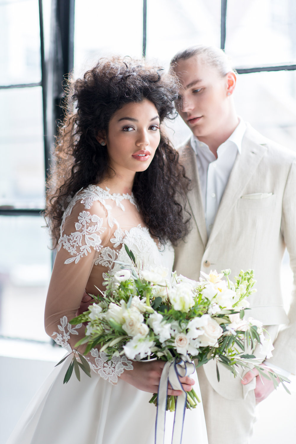 European Wedding Inspiration | Whitney Heard Photography | Toronto Wedding Photographer | Canadian Wedding | Joy Wed | Blue and White Wedding | Fine Art Wedding Blog