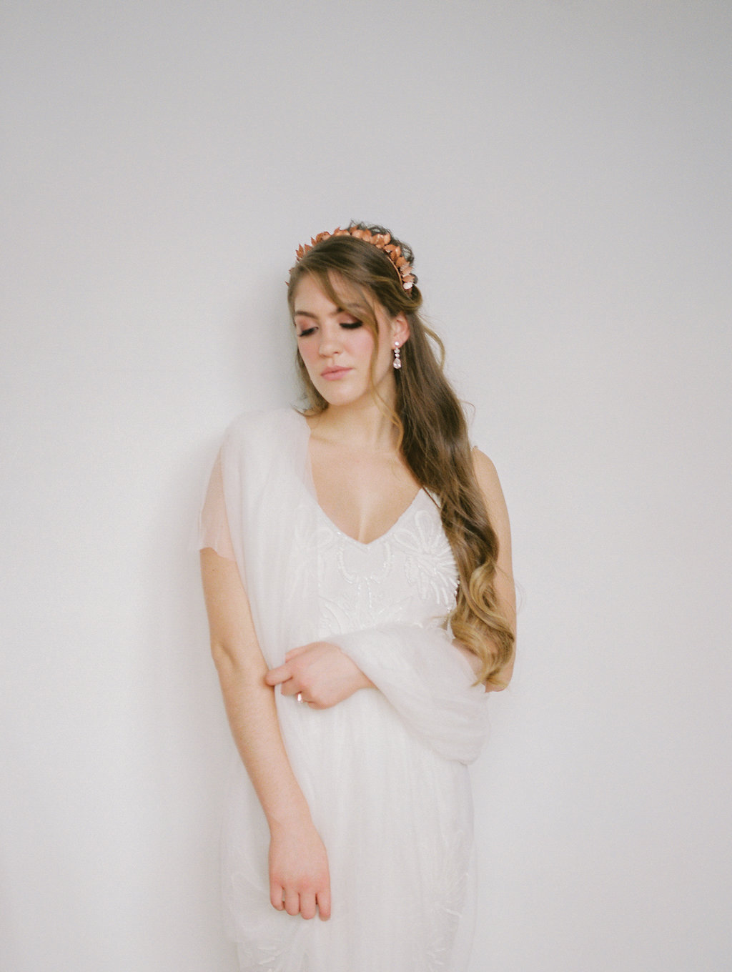 Moody Victorian Wedding Inspiration | When She Knew Photography | Brown and Beige Wedding | Fine Art Wedding | Joy Wed