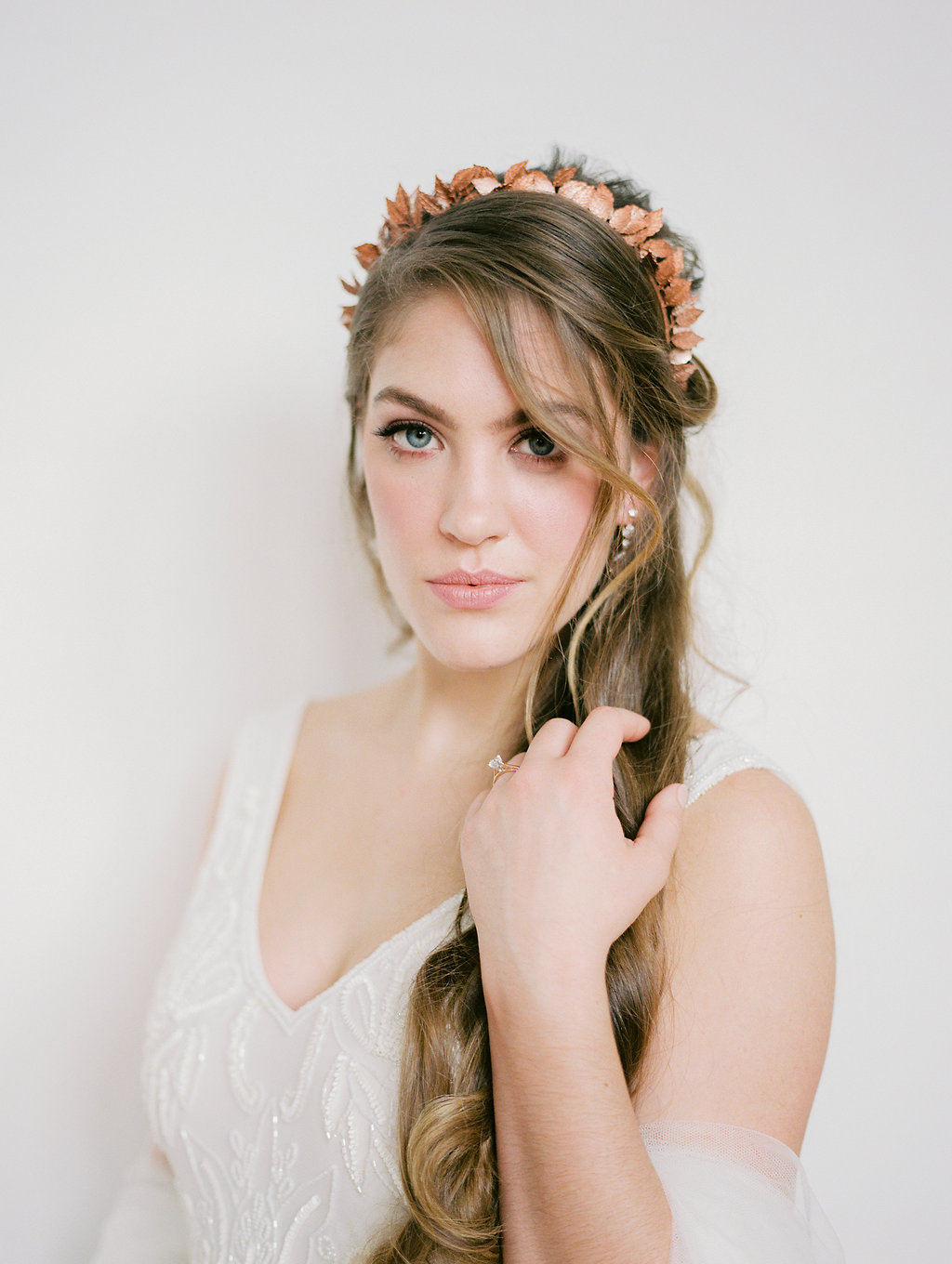 Moody Victorian Wedding Inspiration | When She Knew Photography | Brown and Beige Wedding | Fine Art Wedding | Joy Wed