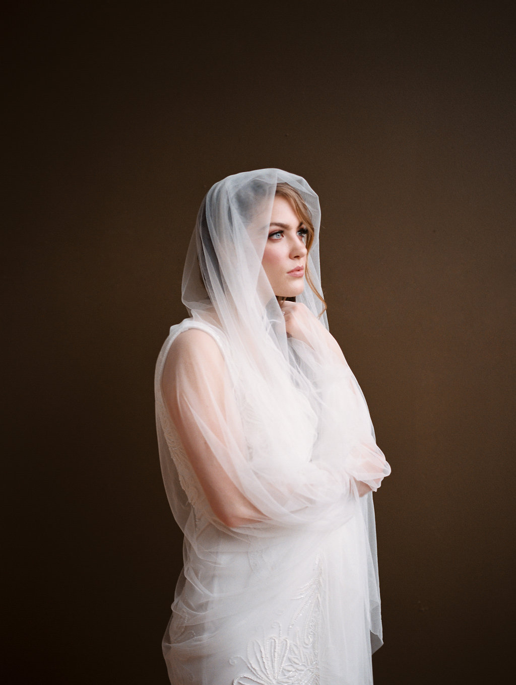 Moody Victorian Wedding Inspiration | When She Knew Photography | Brown and Beige Wedding | Fine Art Wedding | Joy Wed