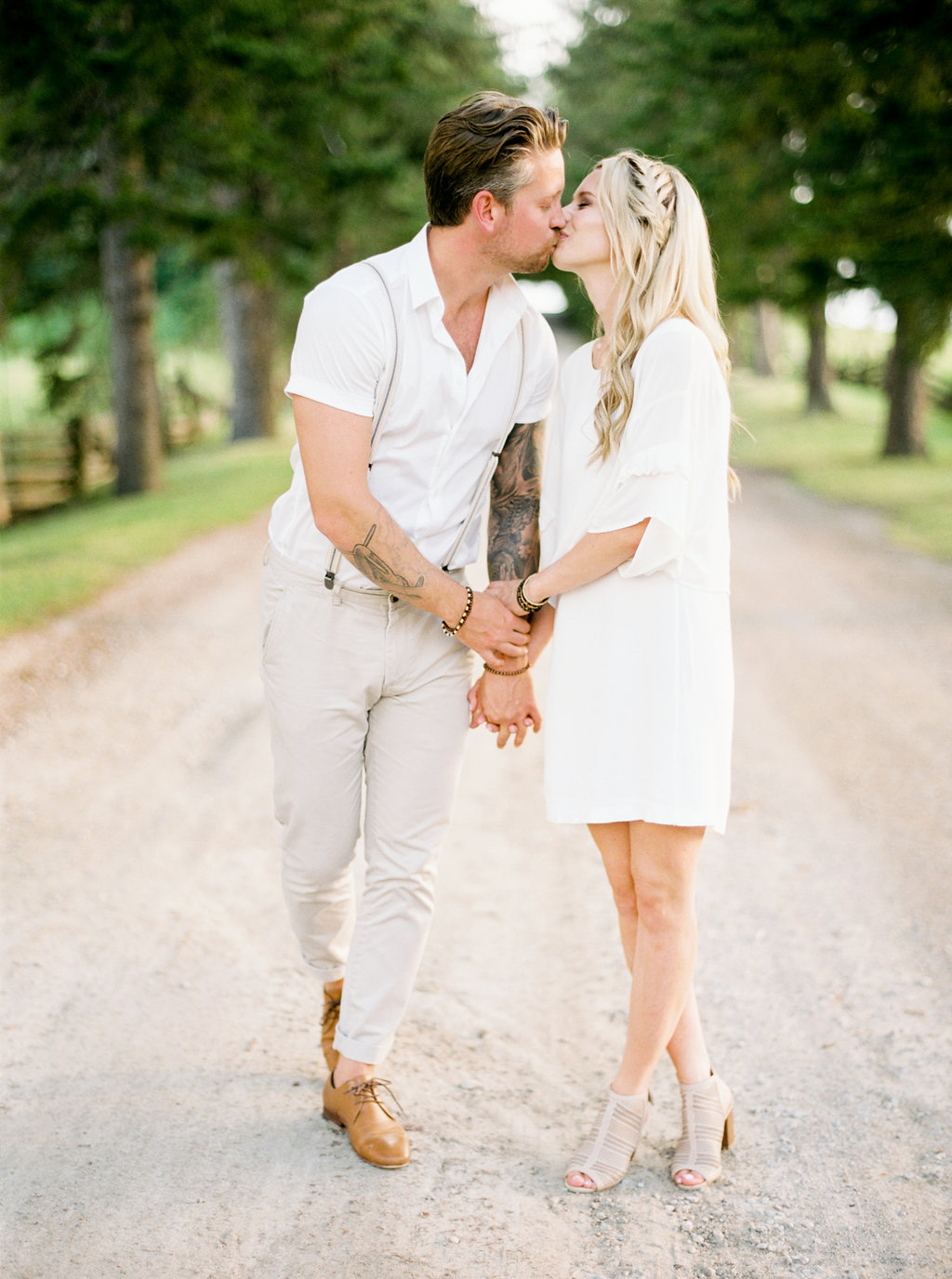 Farmhouse Engagement Session | Kayla Yestal | Ontario Wedding Photographer | Toronto Photographer | Canadian Wedding | Fine Art Wedding Blog | Canadian Wedding Blog | Joy Wed | Stacey Foley Design