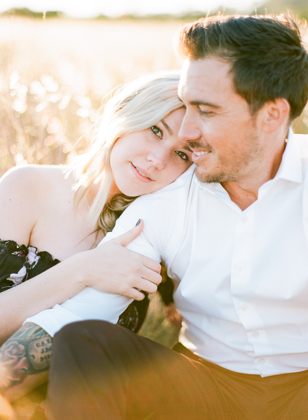 Bok Tower Gardens Engagement Session | Trendy Engagement Session | The Ganeys | Fine Art Engagement Session | Canadian Wedding Blog | Joy Wed | Fine Art Wedding Blog