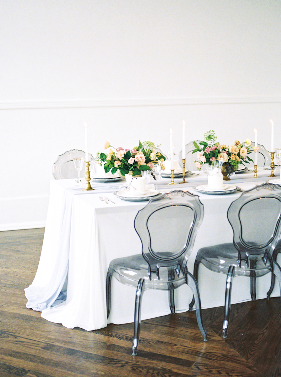 Great Hall Wedding | Romantic Wedding Inspiration | Spring Wedding | Lushana Bale Photography | Canadian Wedding | Joy Wed | Fine Art Wedding Blog