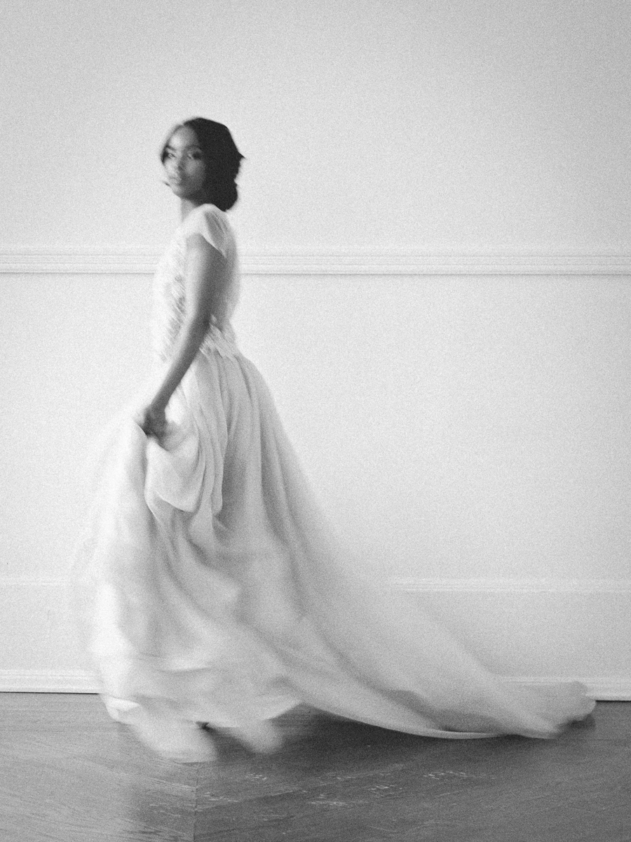 Great Hall Wedding | Romantic Wedding Inspiration | Spring Wedding | Lushana Bale Photography | Canadian Wedding | Joy Wed | Fine Art Wedding Blog