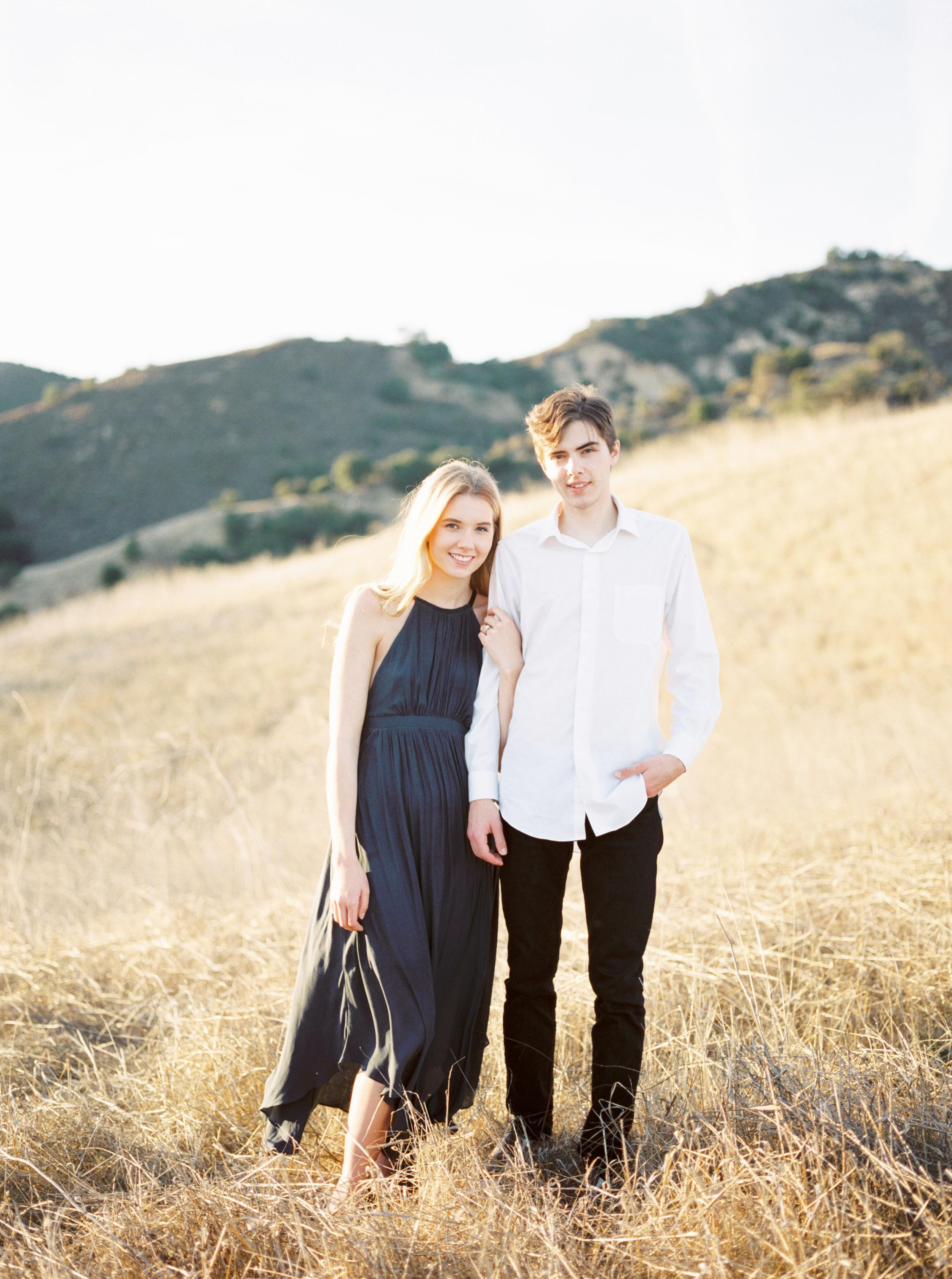 Malibu Mountains Engagement Session | Katelyn Rose Photography | California Engagement Session | California Photographer | Canadian Wedding Blog | Joy Wed | Fine Art Engagement Session
