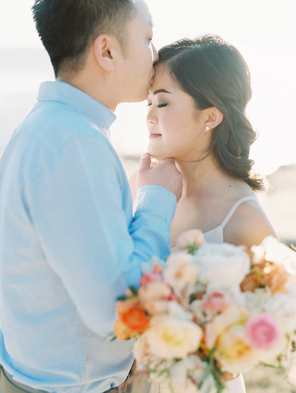 Sunset Cliffs Engagement Session | Mallory Dawn Photography | San Diego Engagement Session | California Photographer | Fine Art Wedding Blog | Canadian Wedding Blog | Joy Wed | Stacey Foley Design